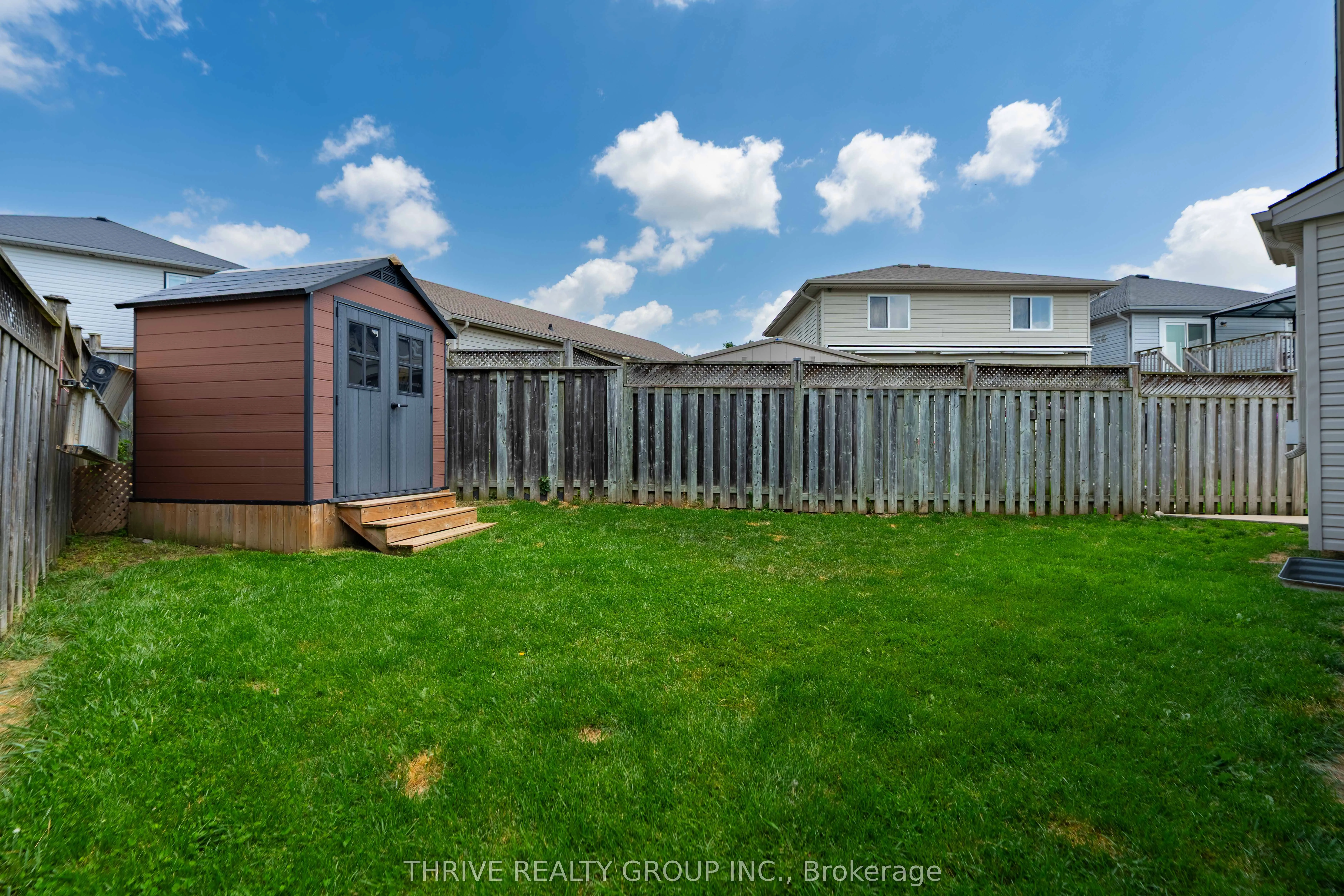 102 LOGGERS Grove