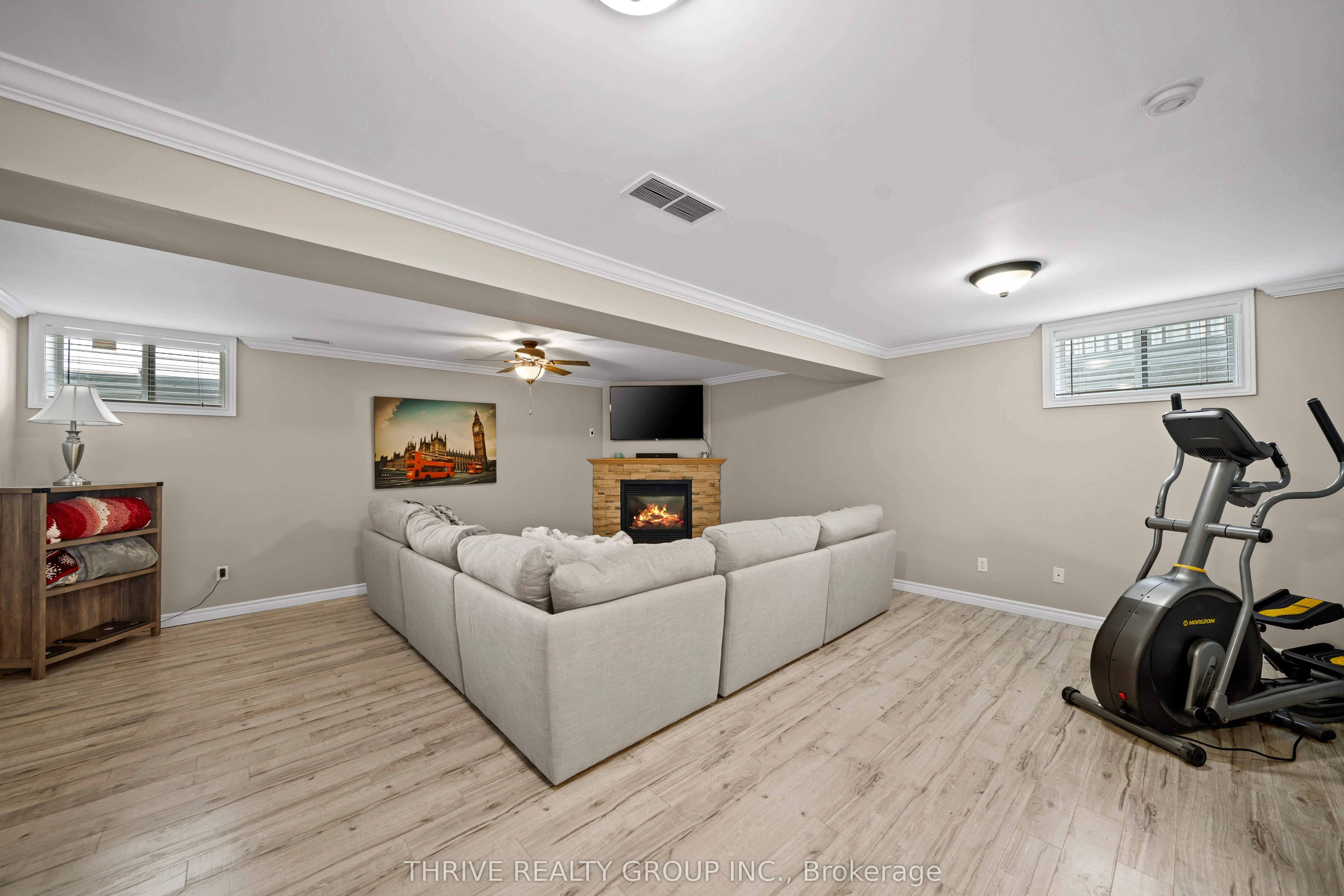 102 LOGGERS Grove