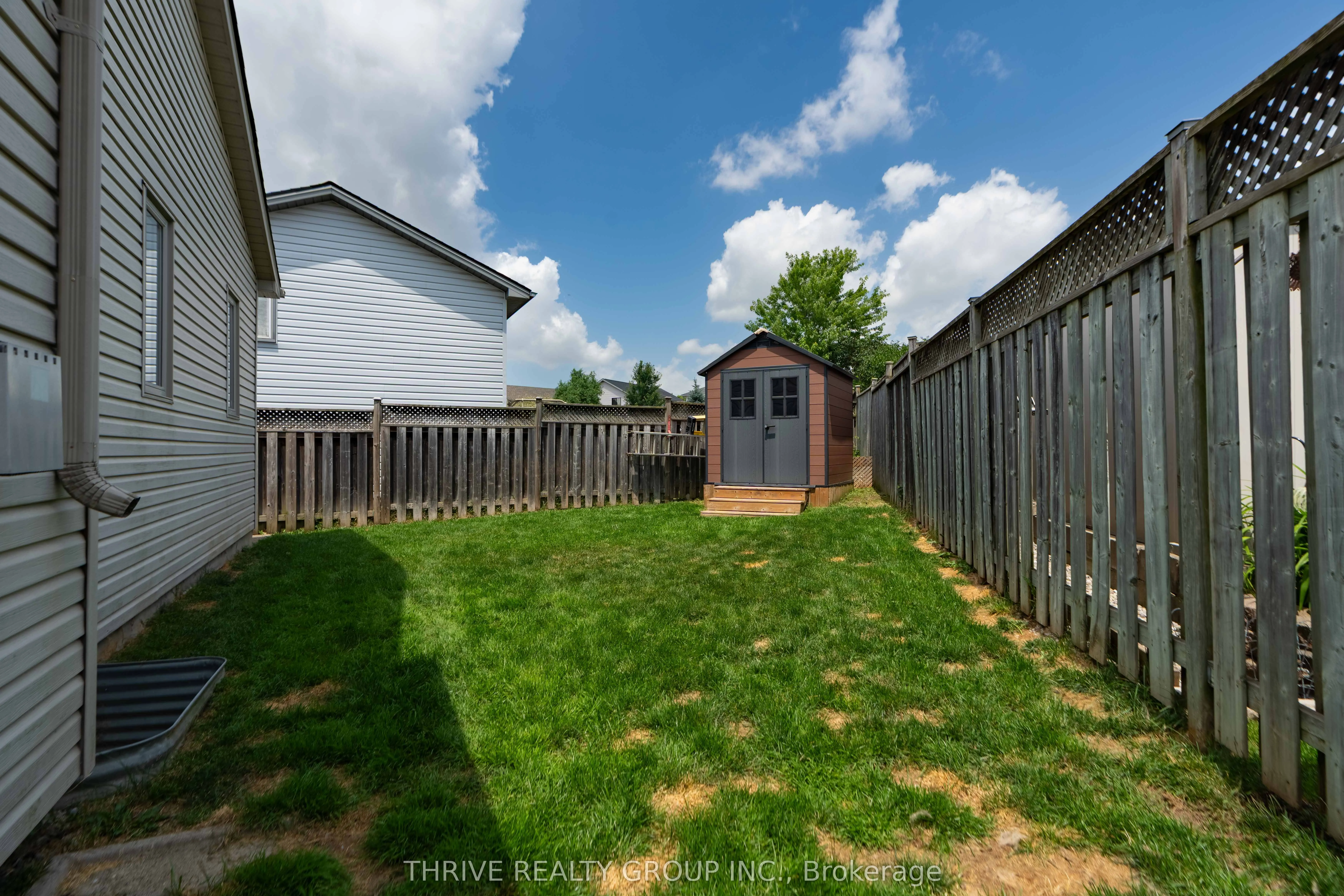 102 LOGGERS Grove