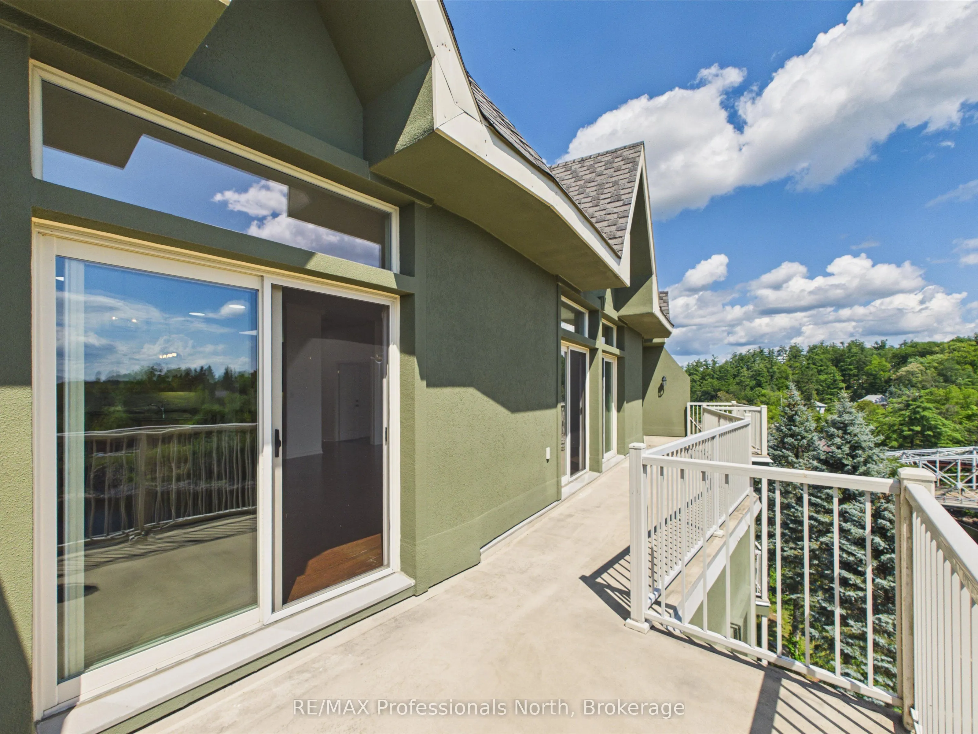 24 Ontario Street #501