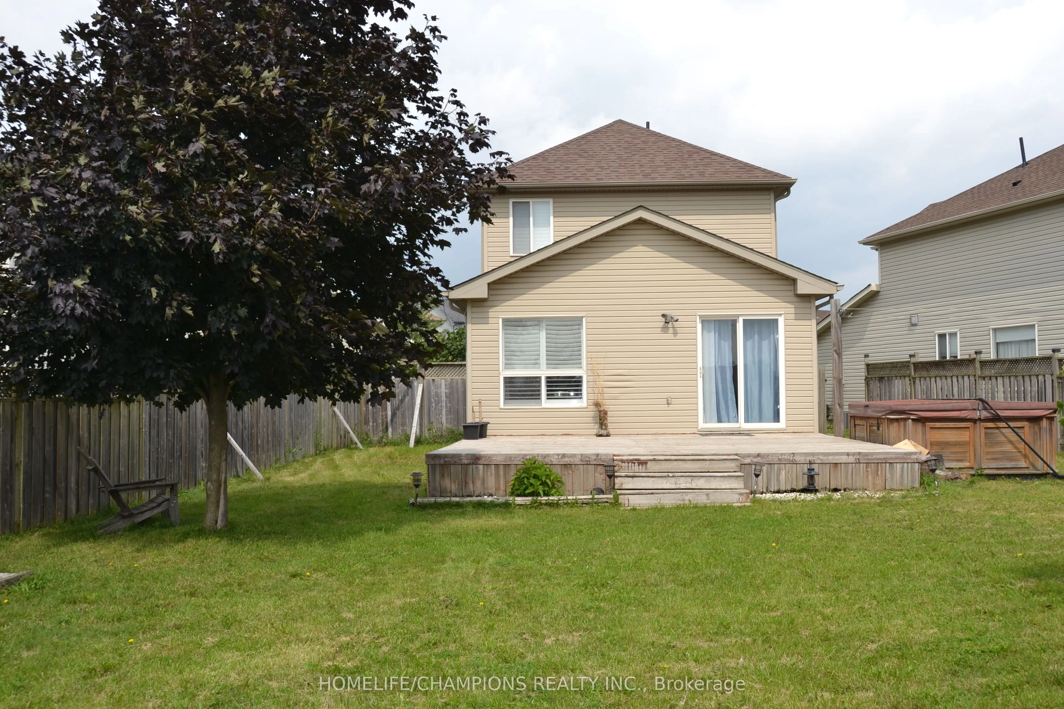 132 Henhoeffer Crescent