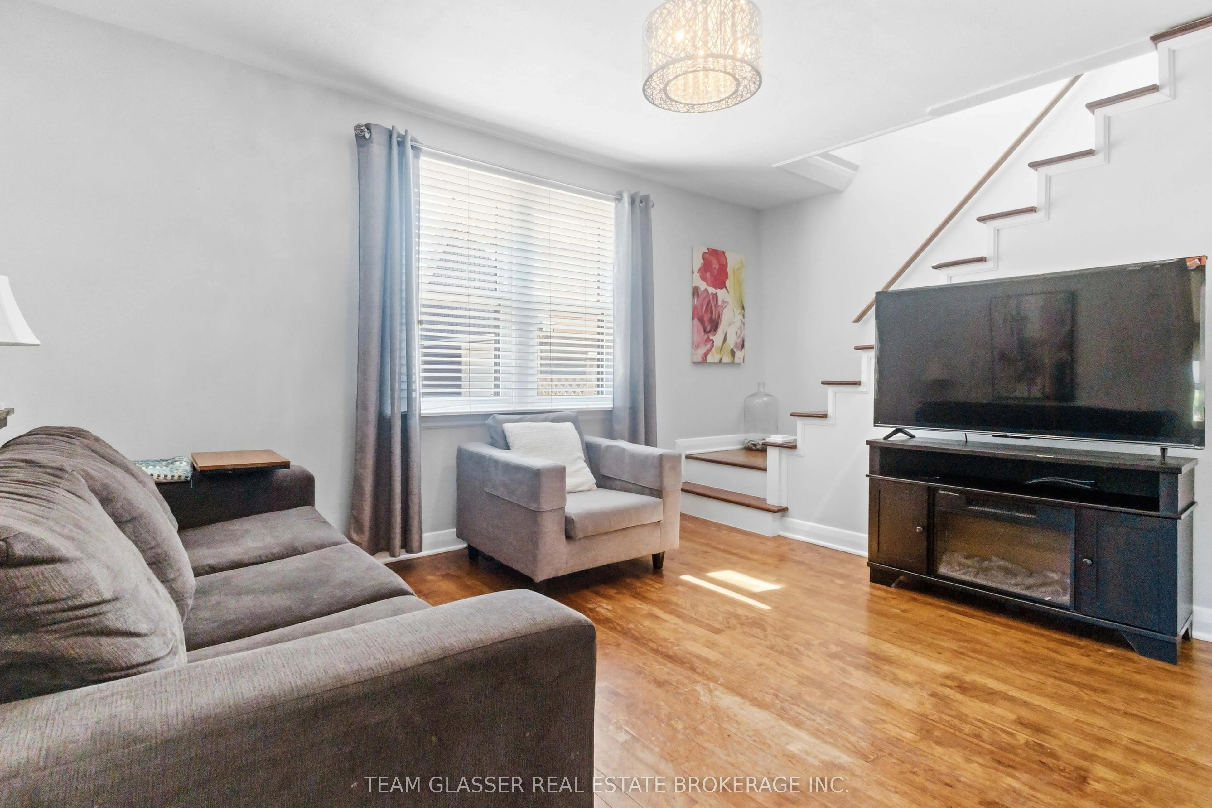 27 DENGATE Crescent