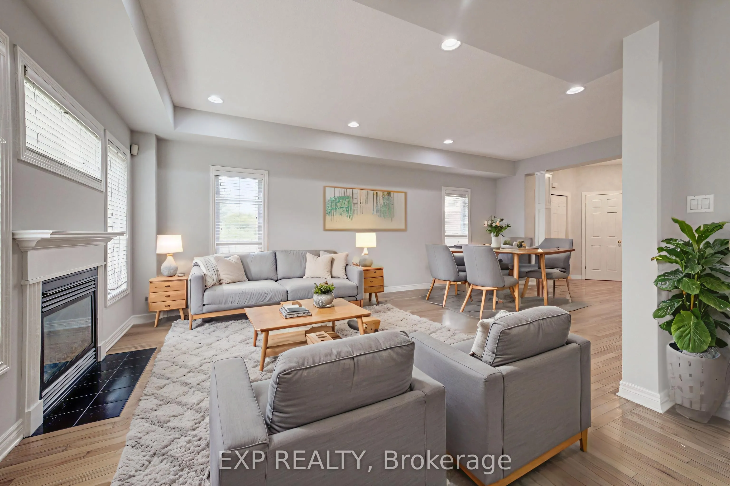 737 North Leaksdale Circle