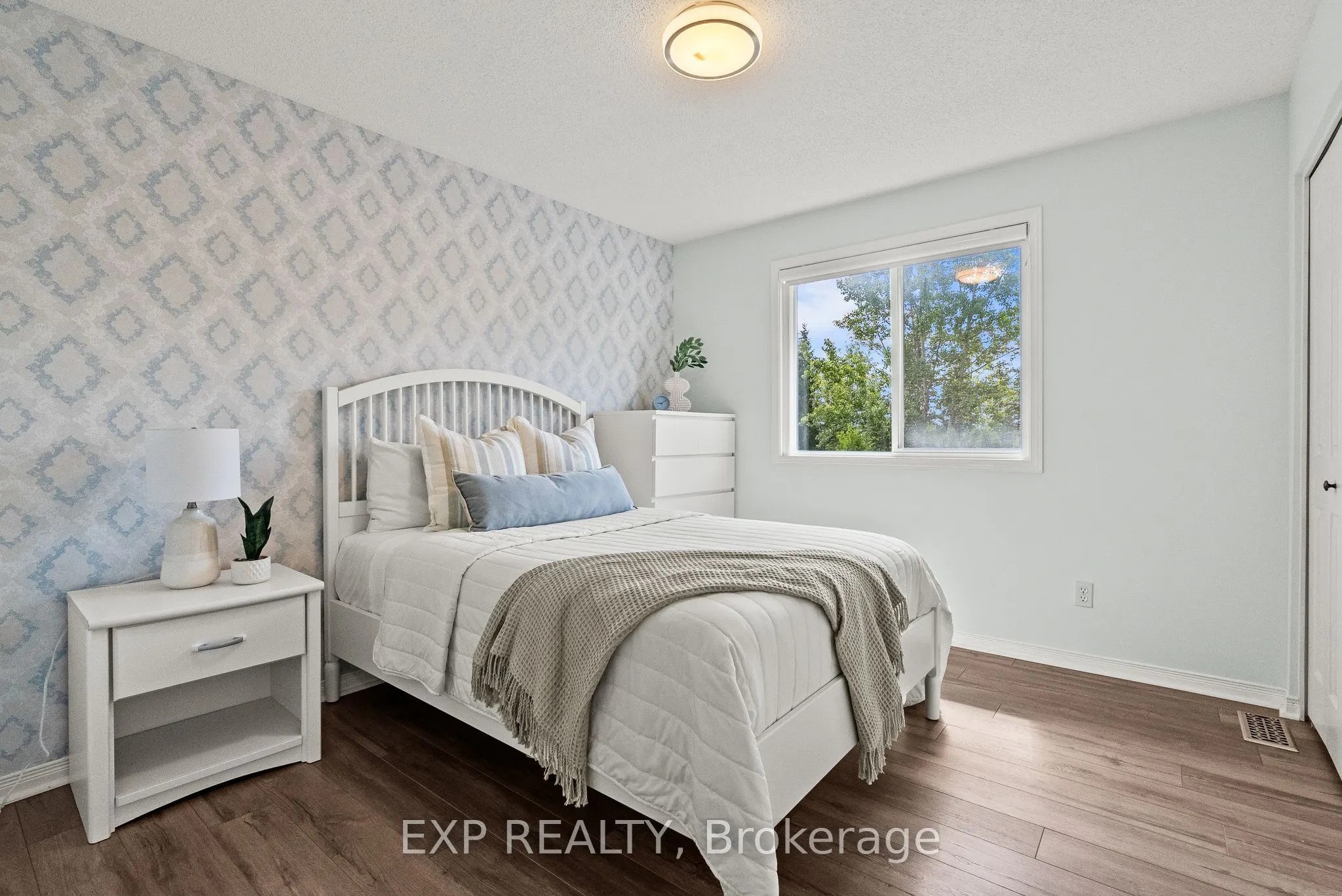 112 Redcliff Avenue