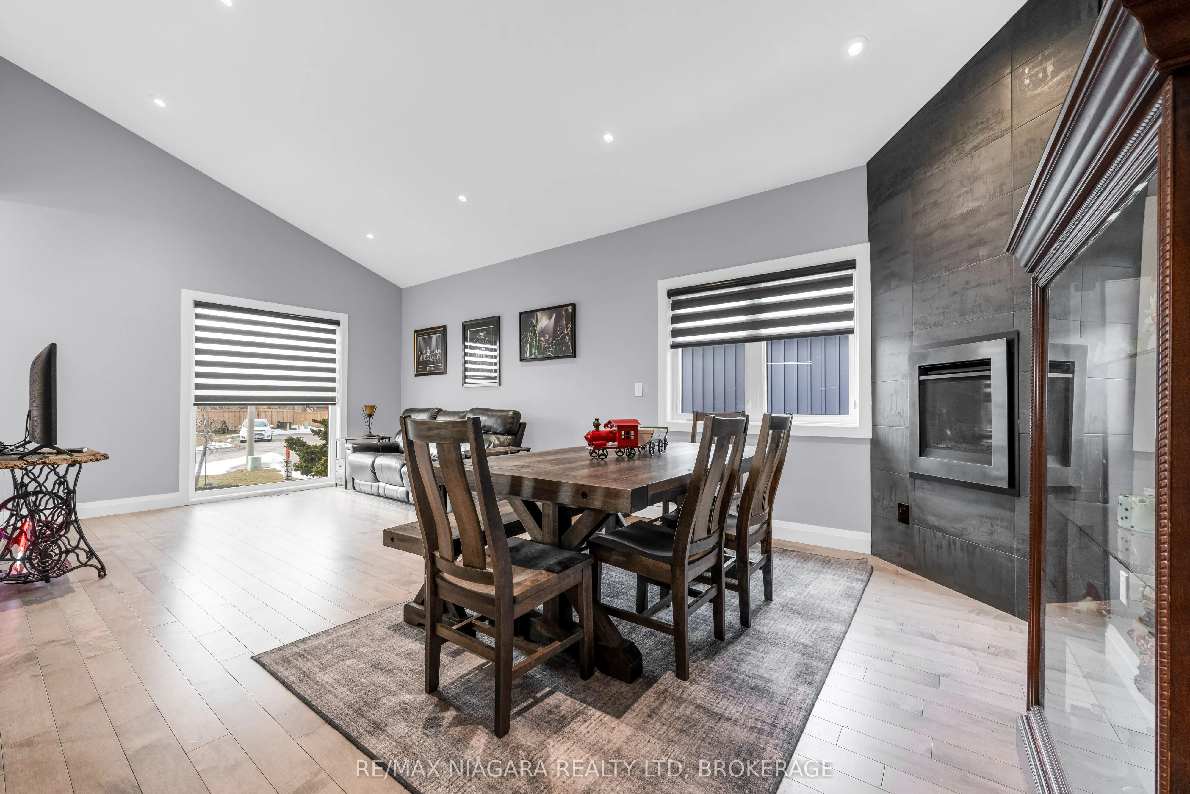 5 Heron Pointe Road