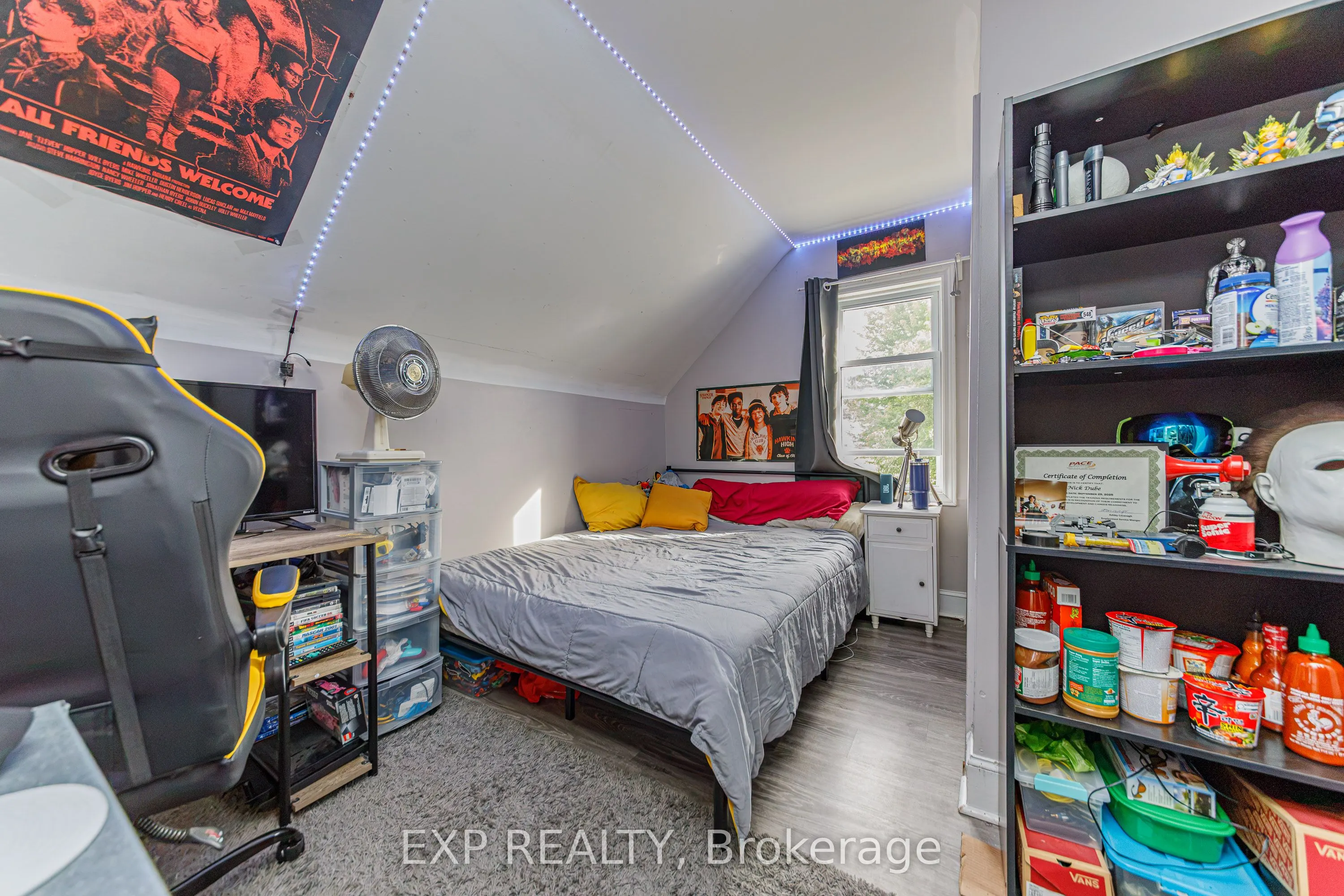 22 St Johns Way