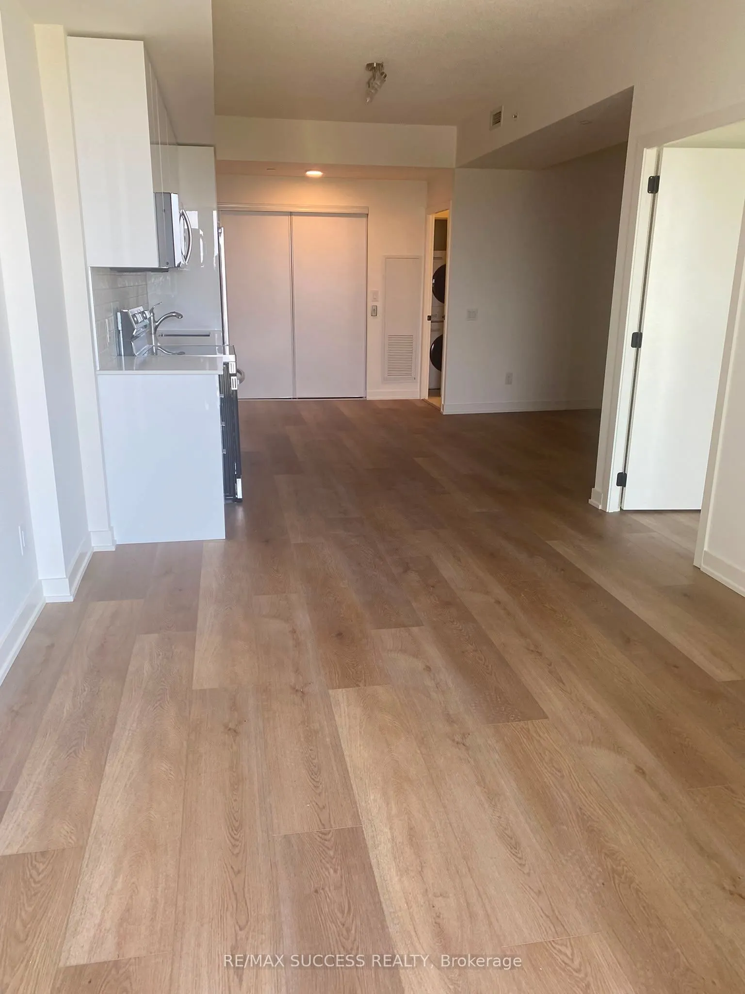 33 Erie Avenue #1203