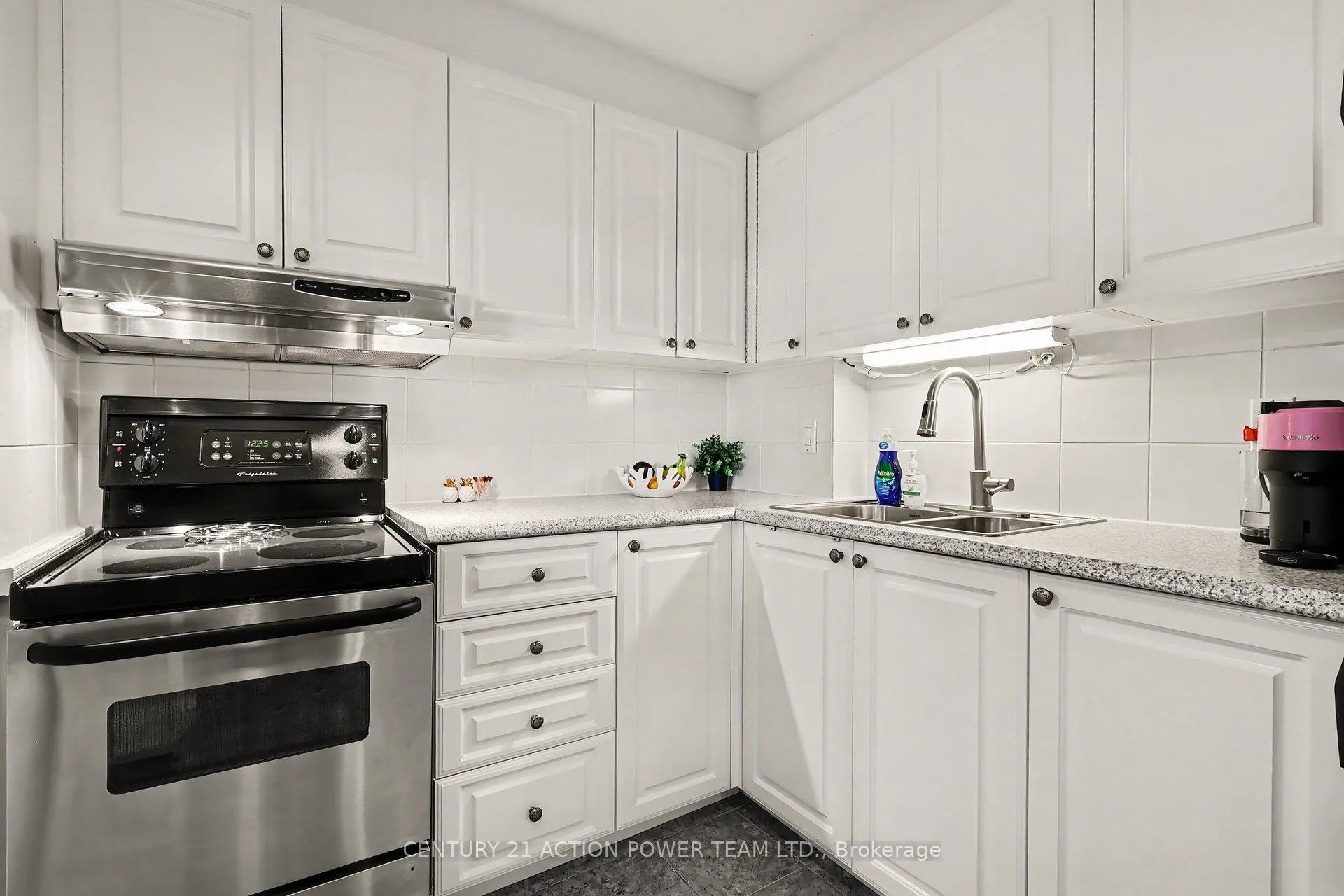 915 Elmsmere Road #1006