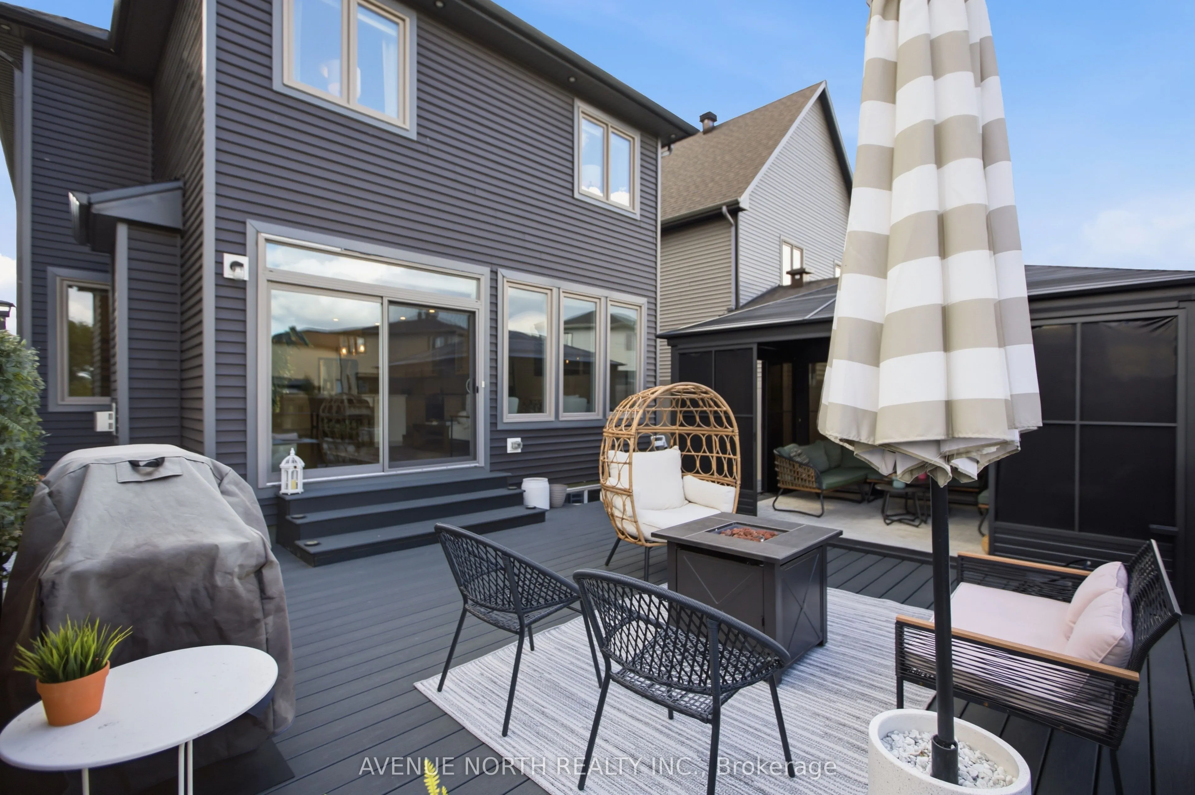 275 Trollius Way