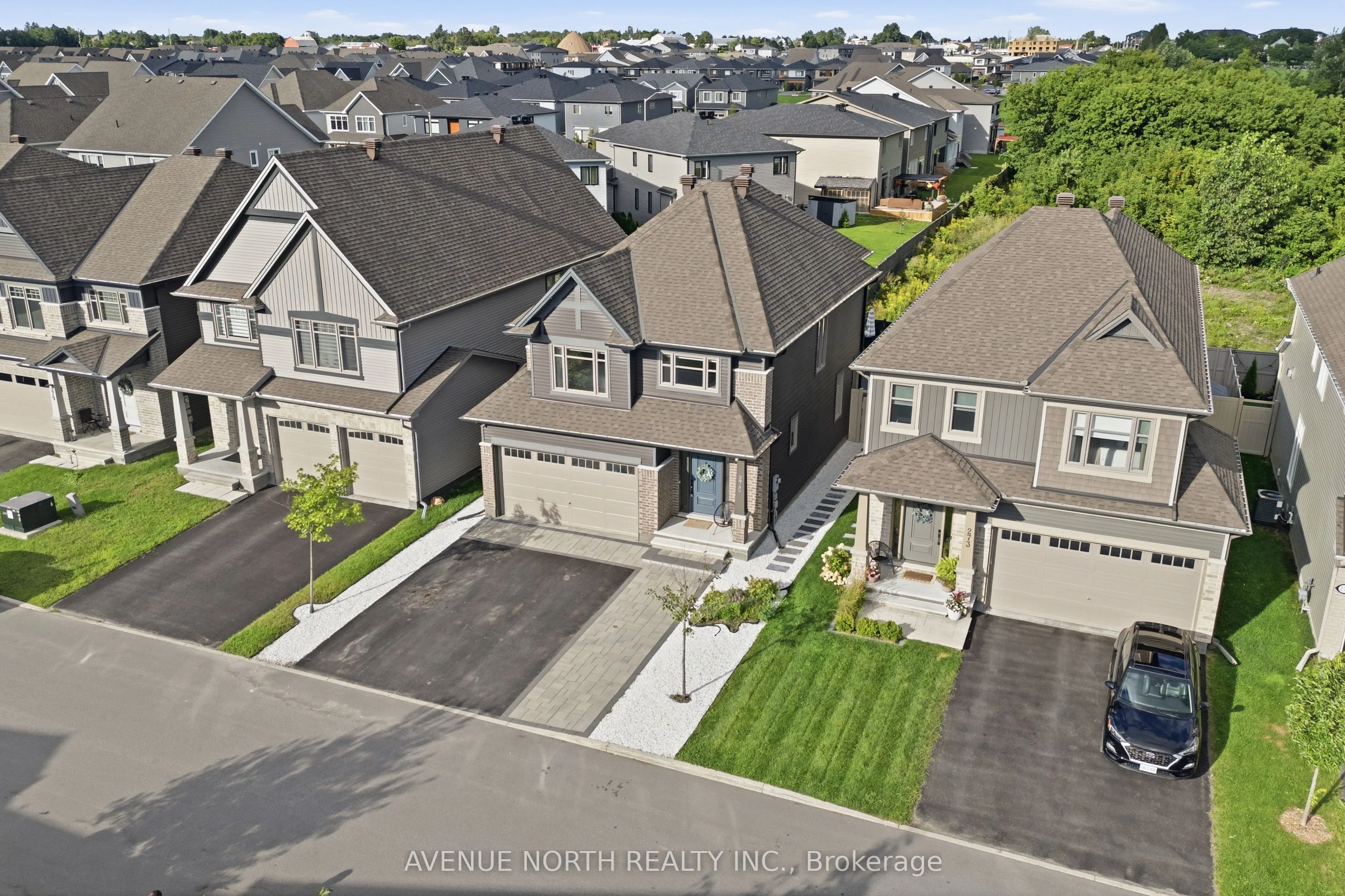 275 Trollius Way