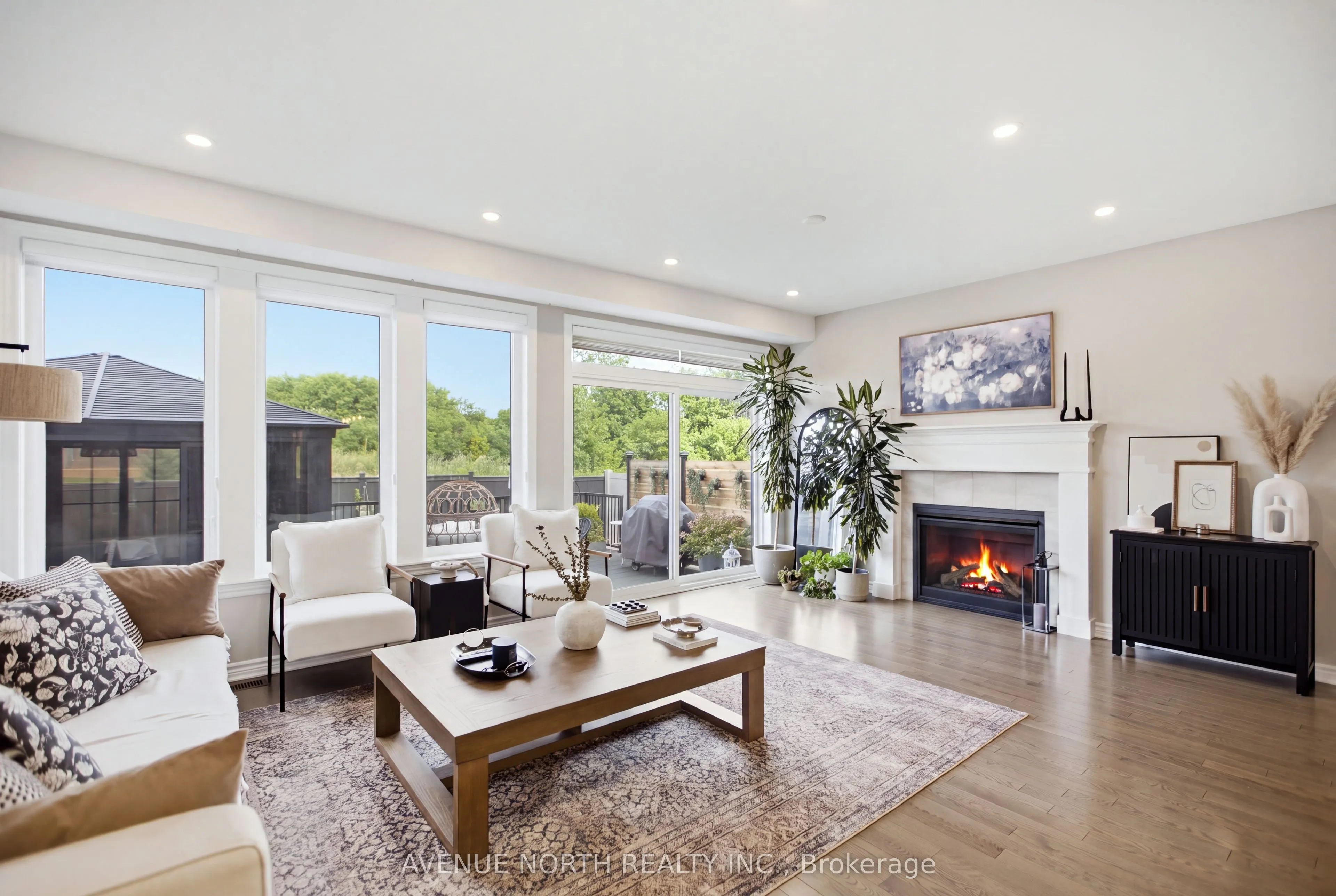275 Trollius Way