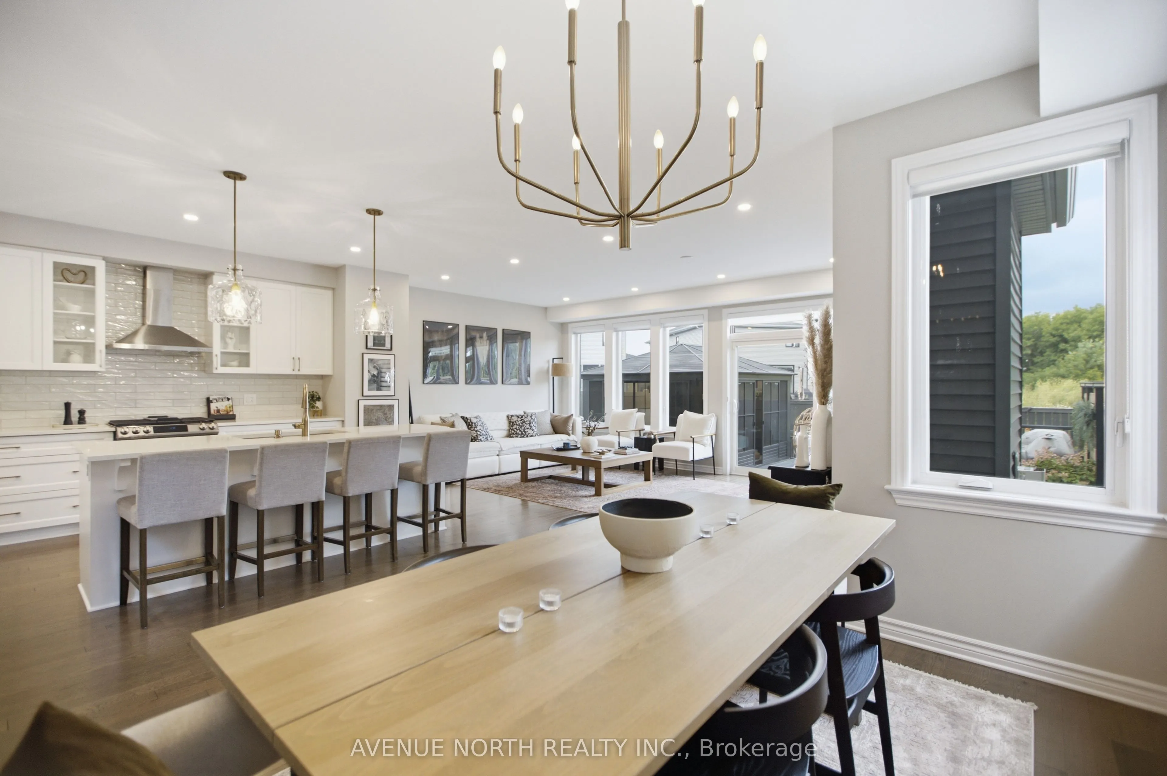 275 Trollius Way
