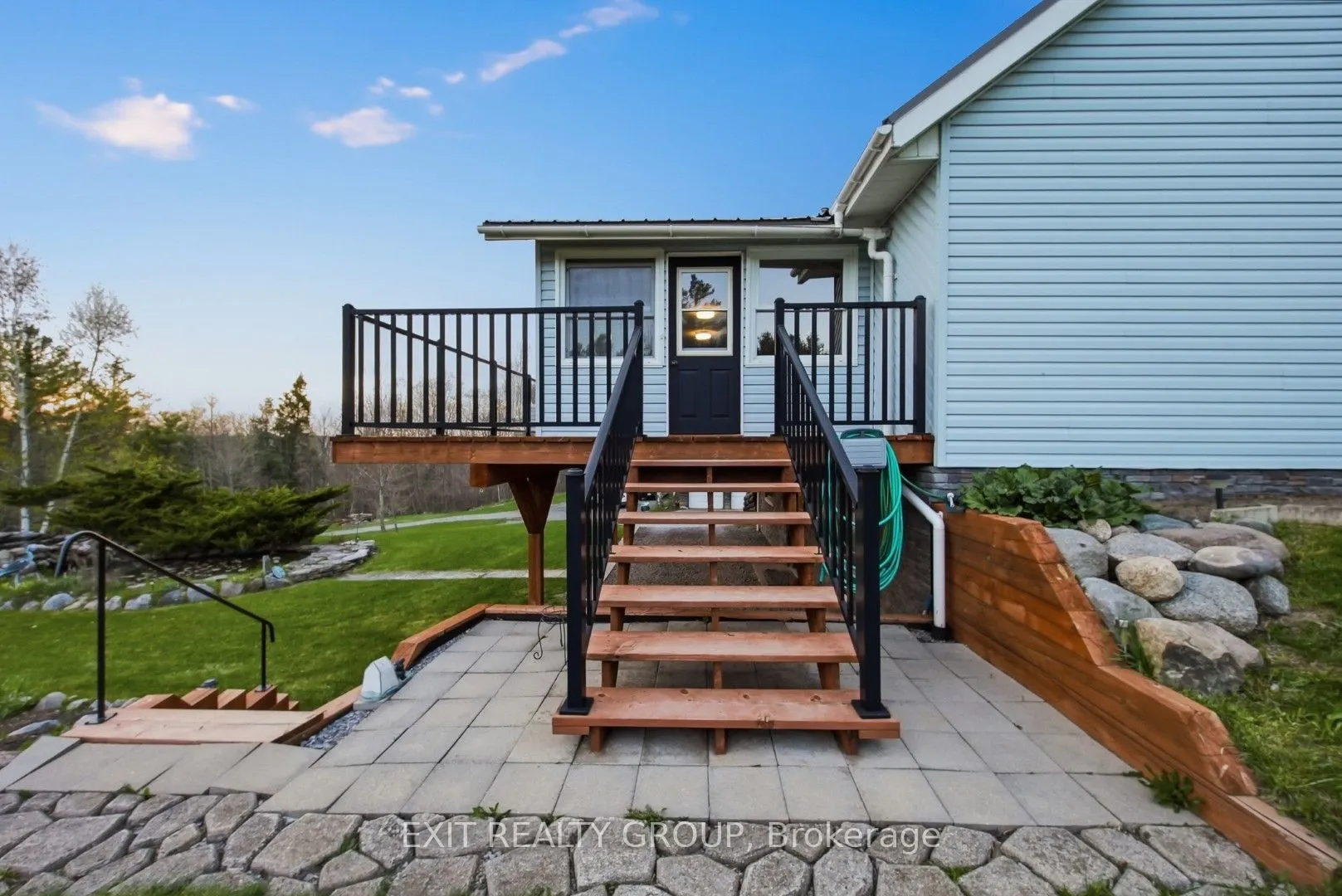 291 Tuftsville Road