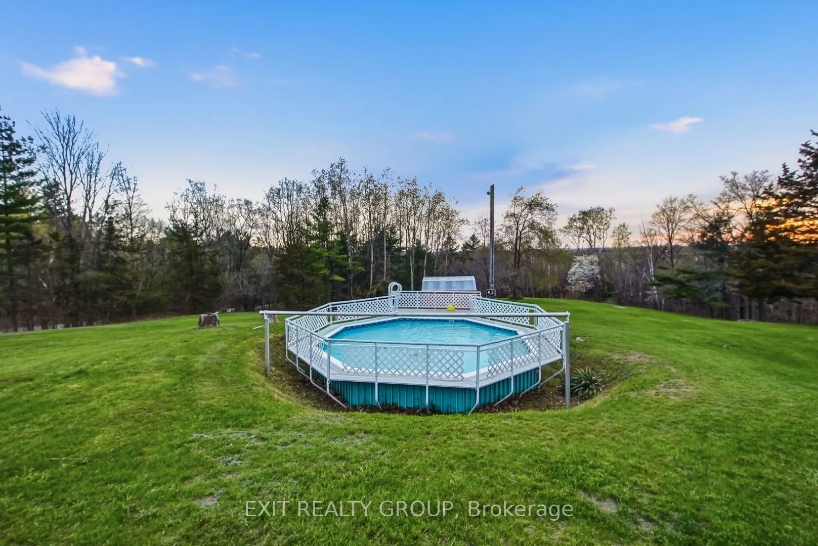 291 Tuftsville Road