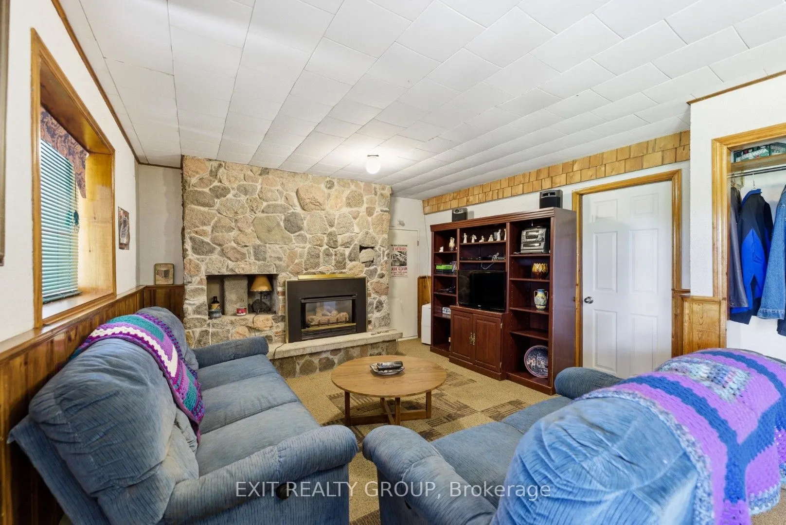 291 Tuftsville Road