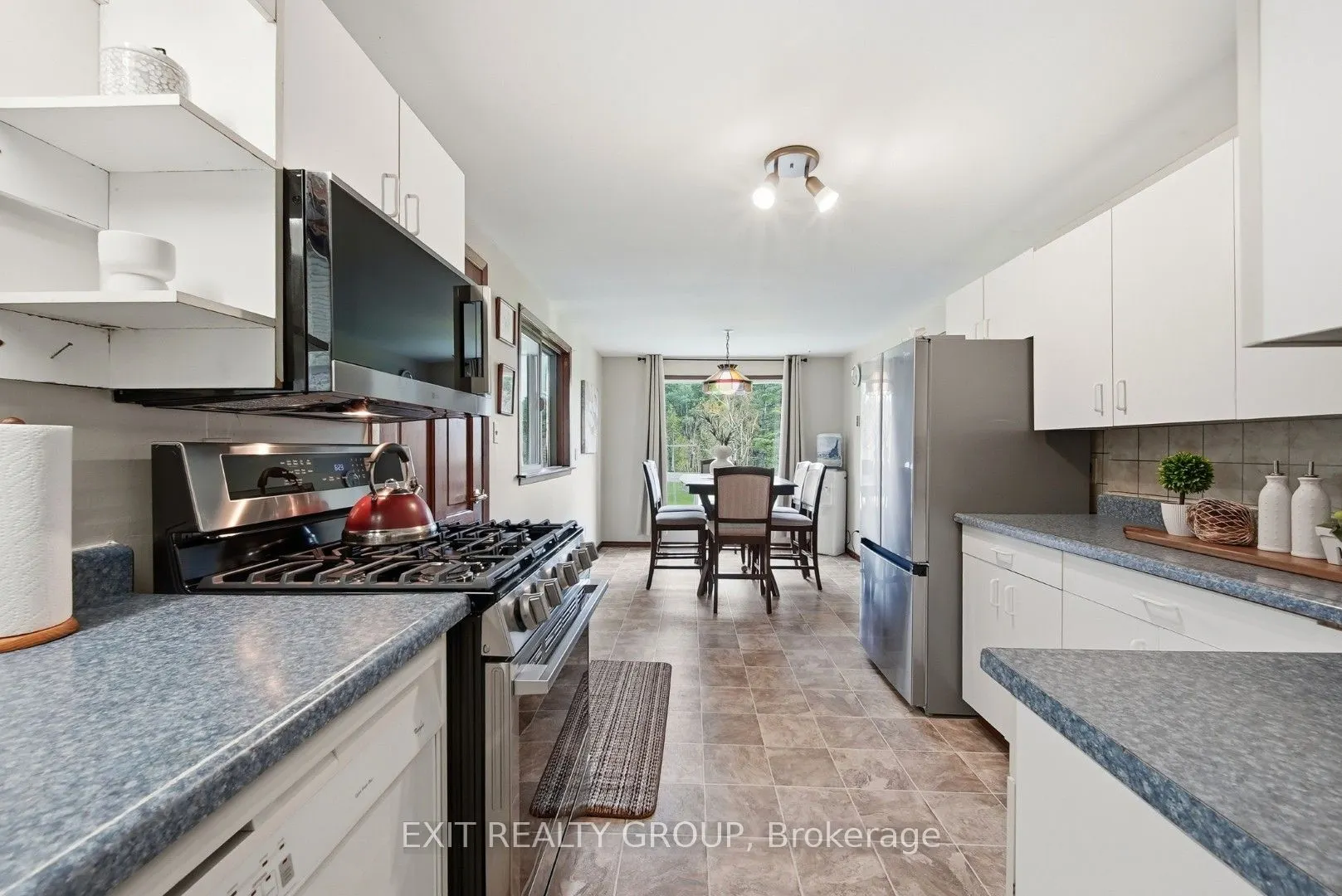 291 Tuftsville Road