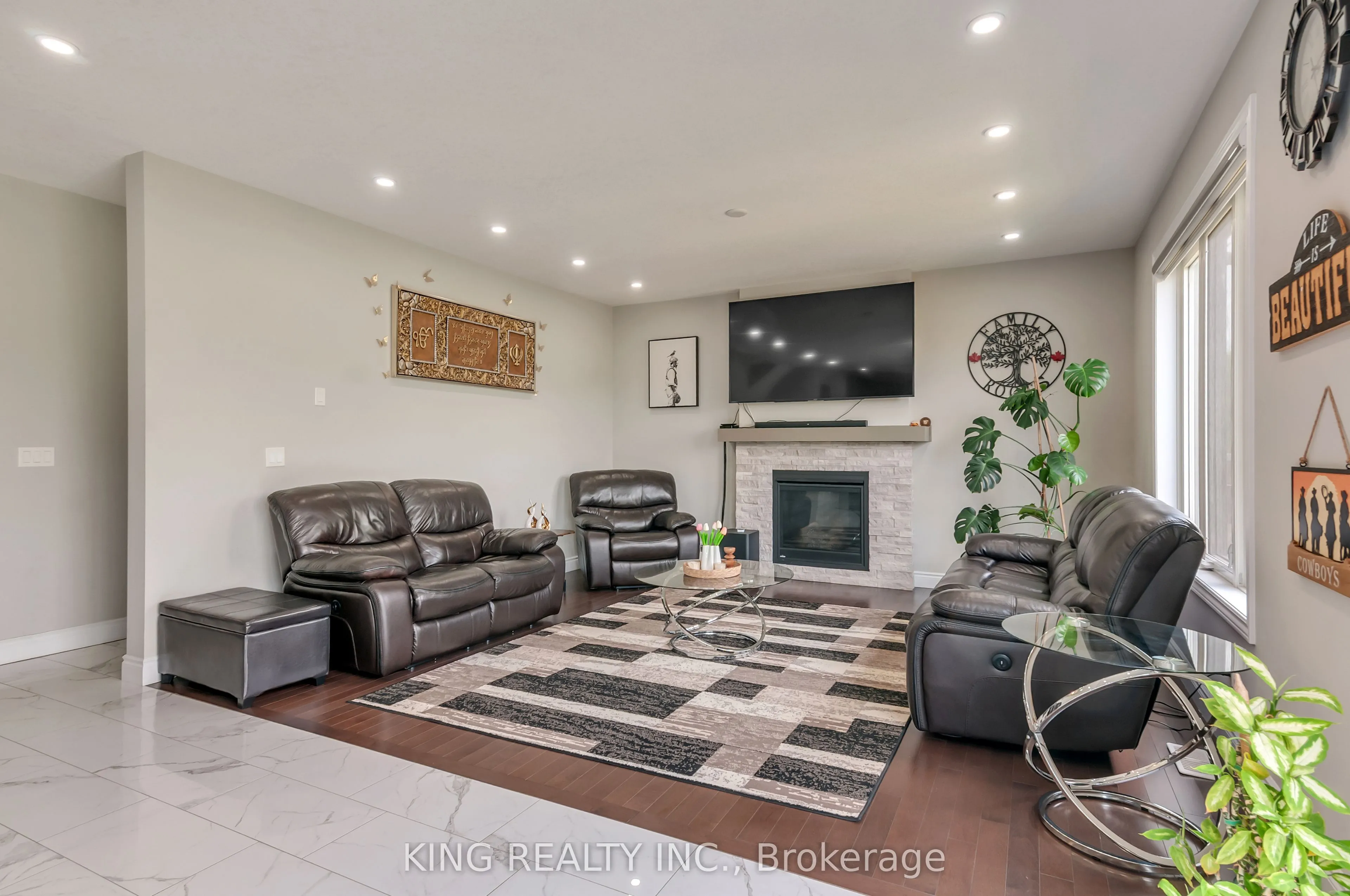 333 MASTERS Drive