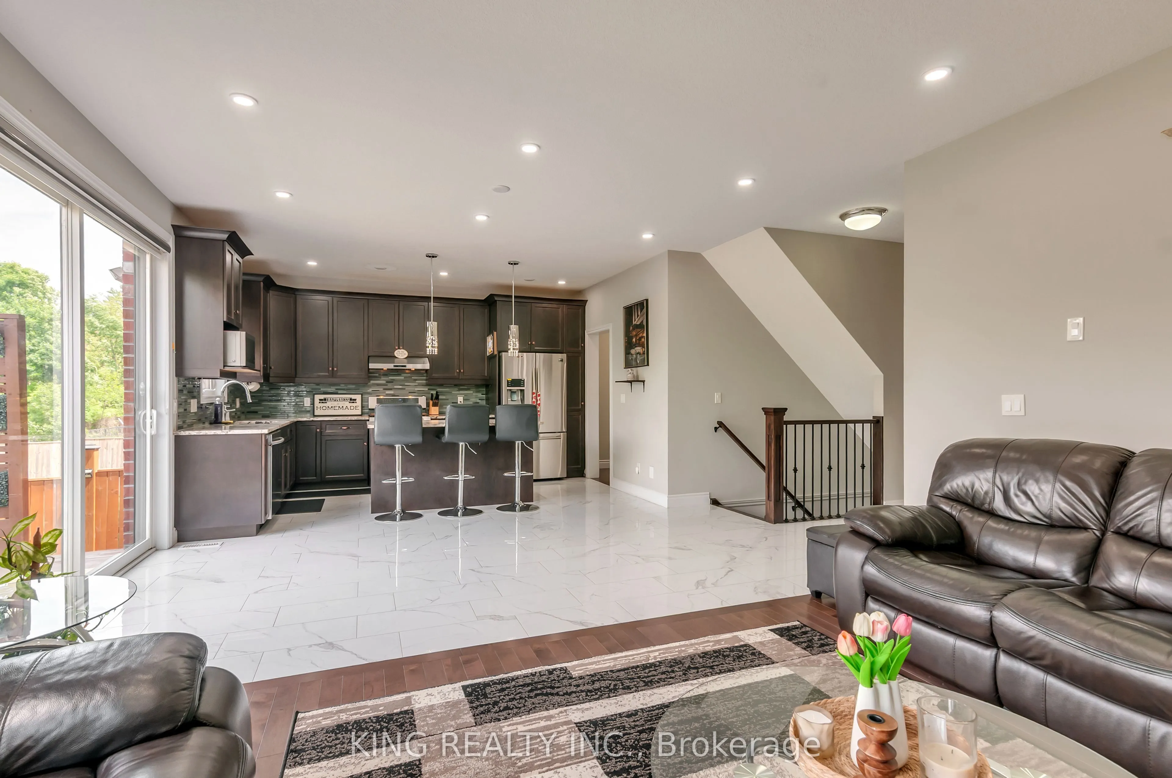 333 MASTERS Drive