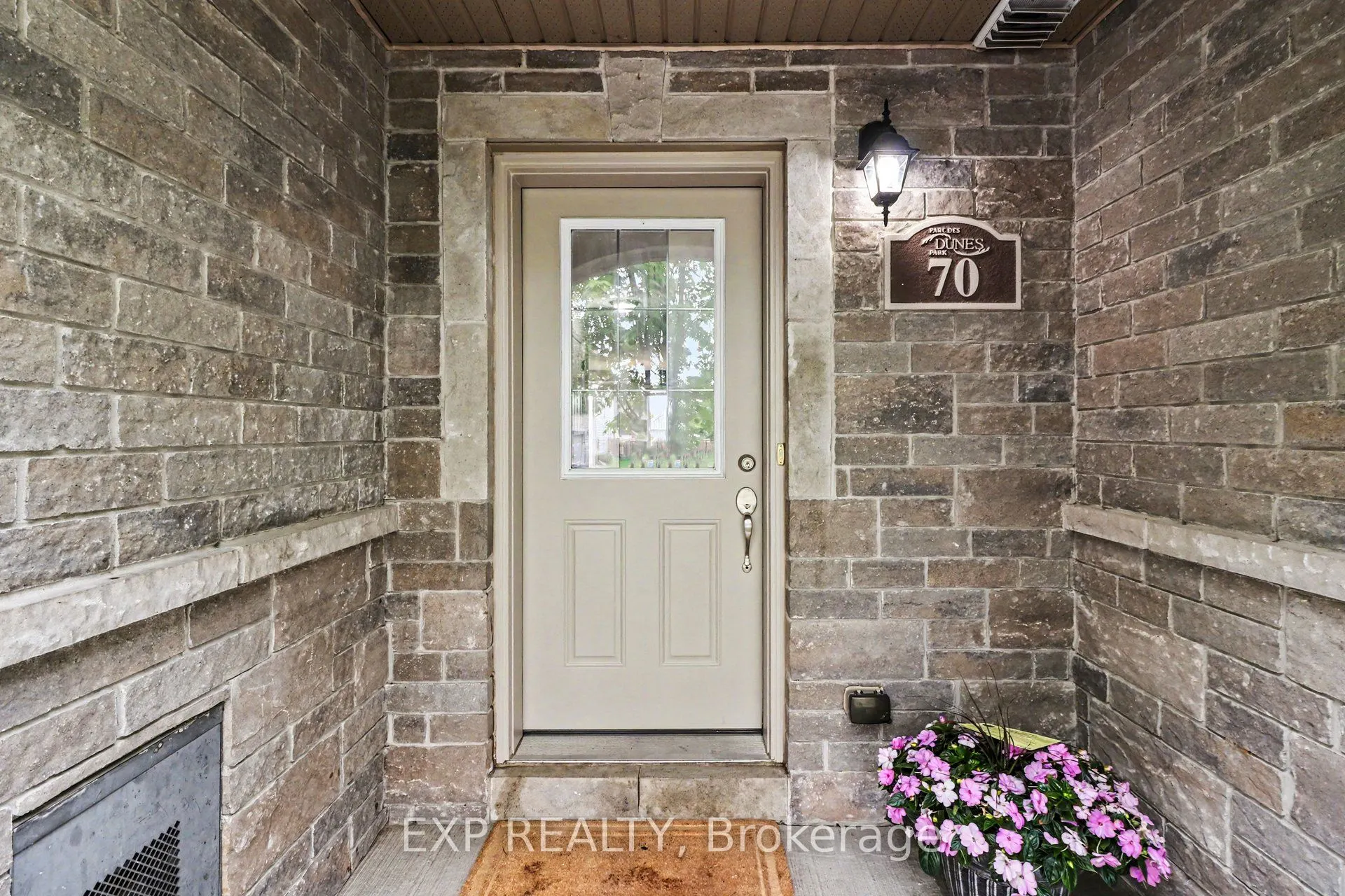 70 Asselin Street