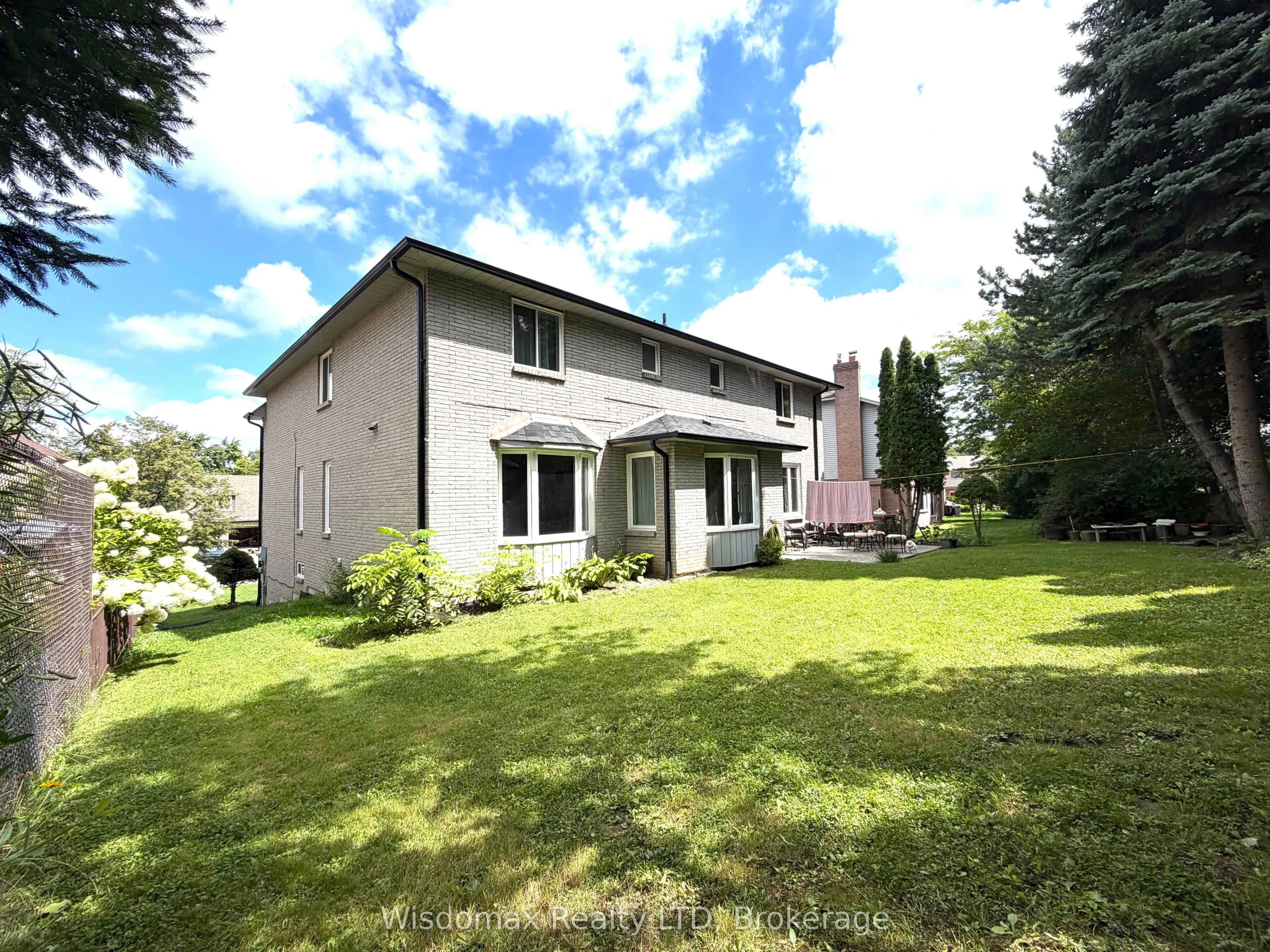 12 Sundrop Court