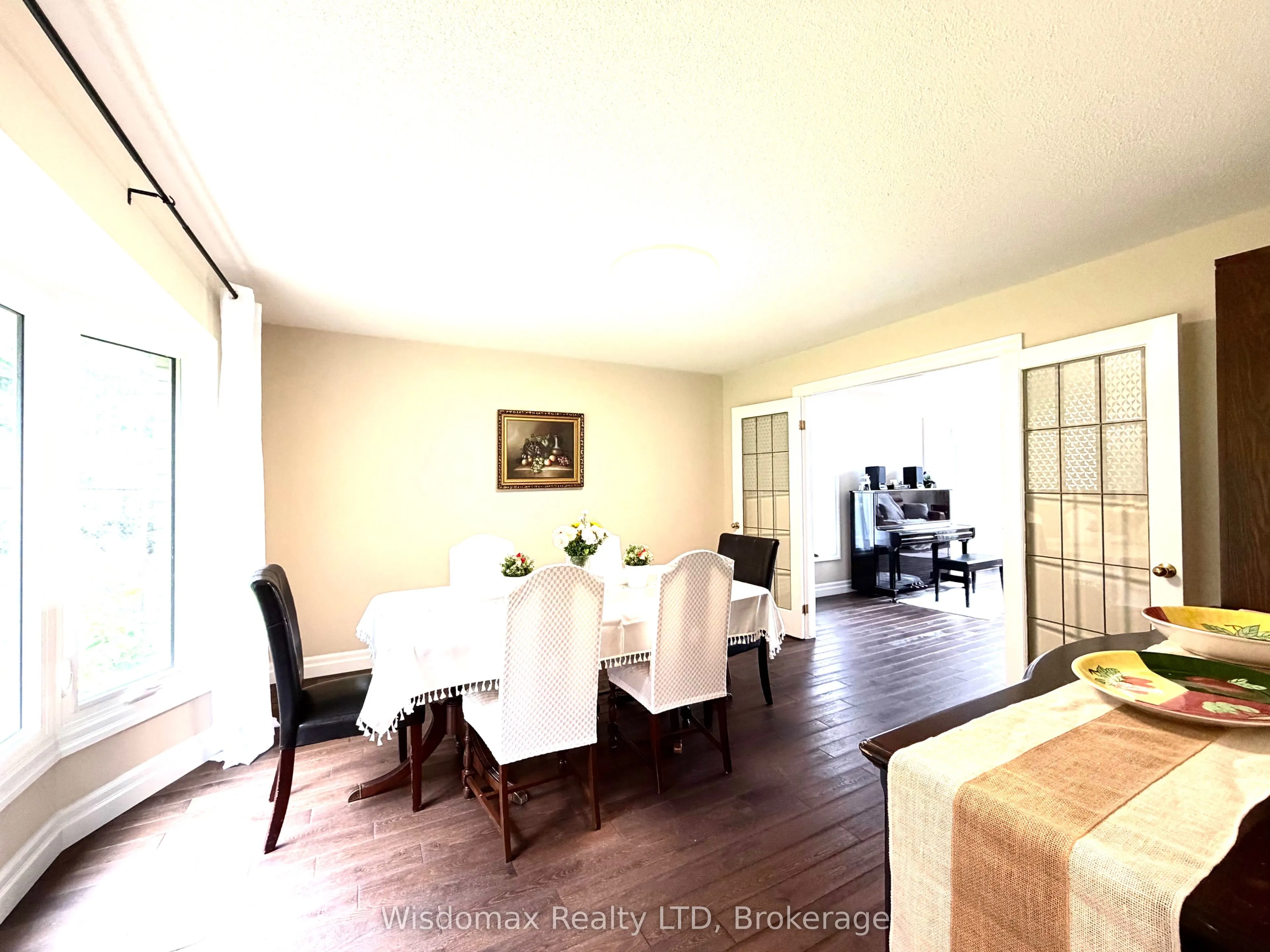 12 Sundrop Court