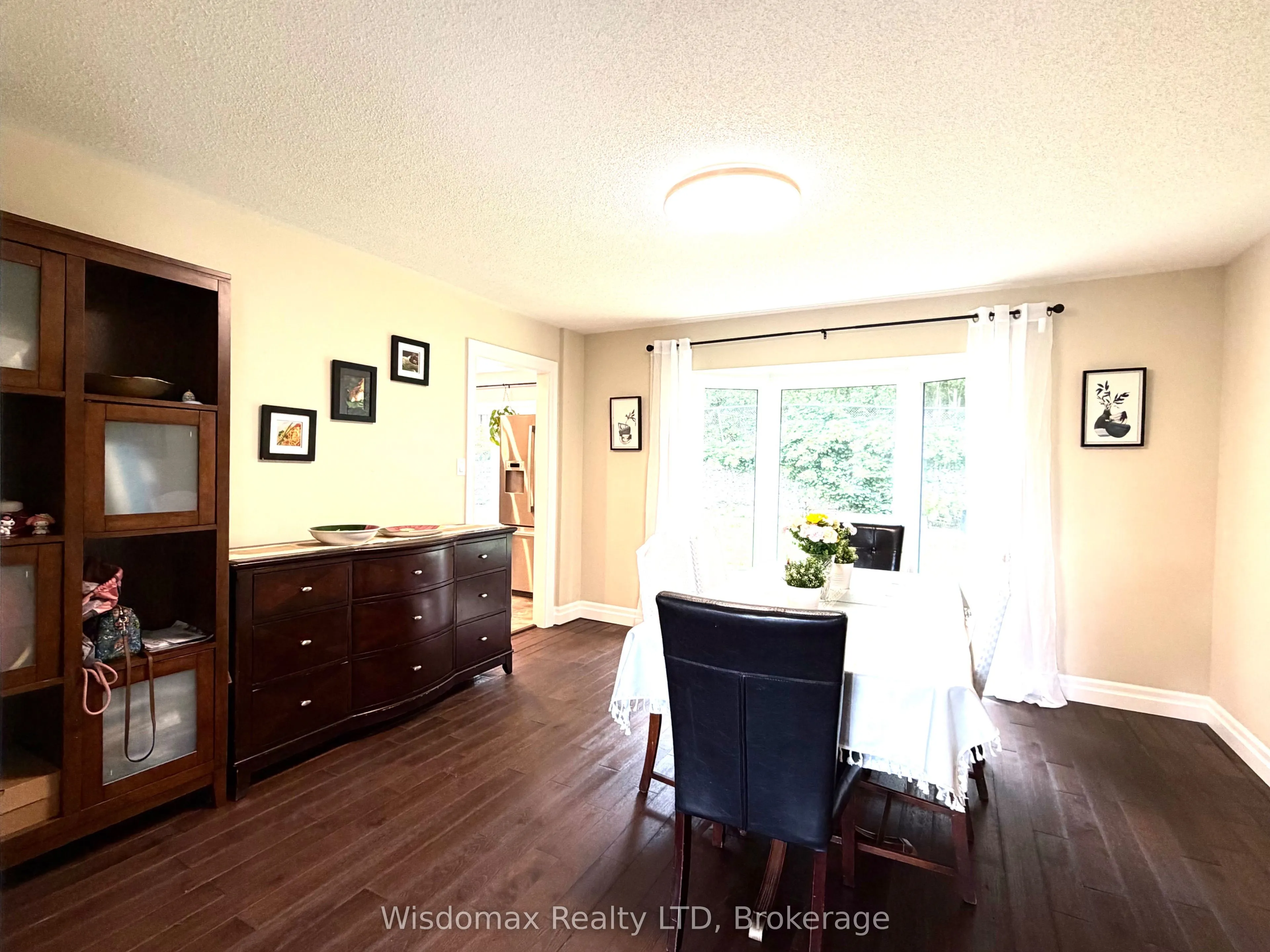 12 Sundrop Court