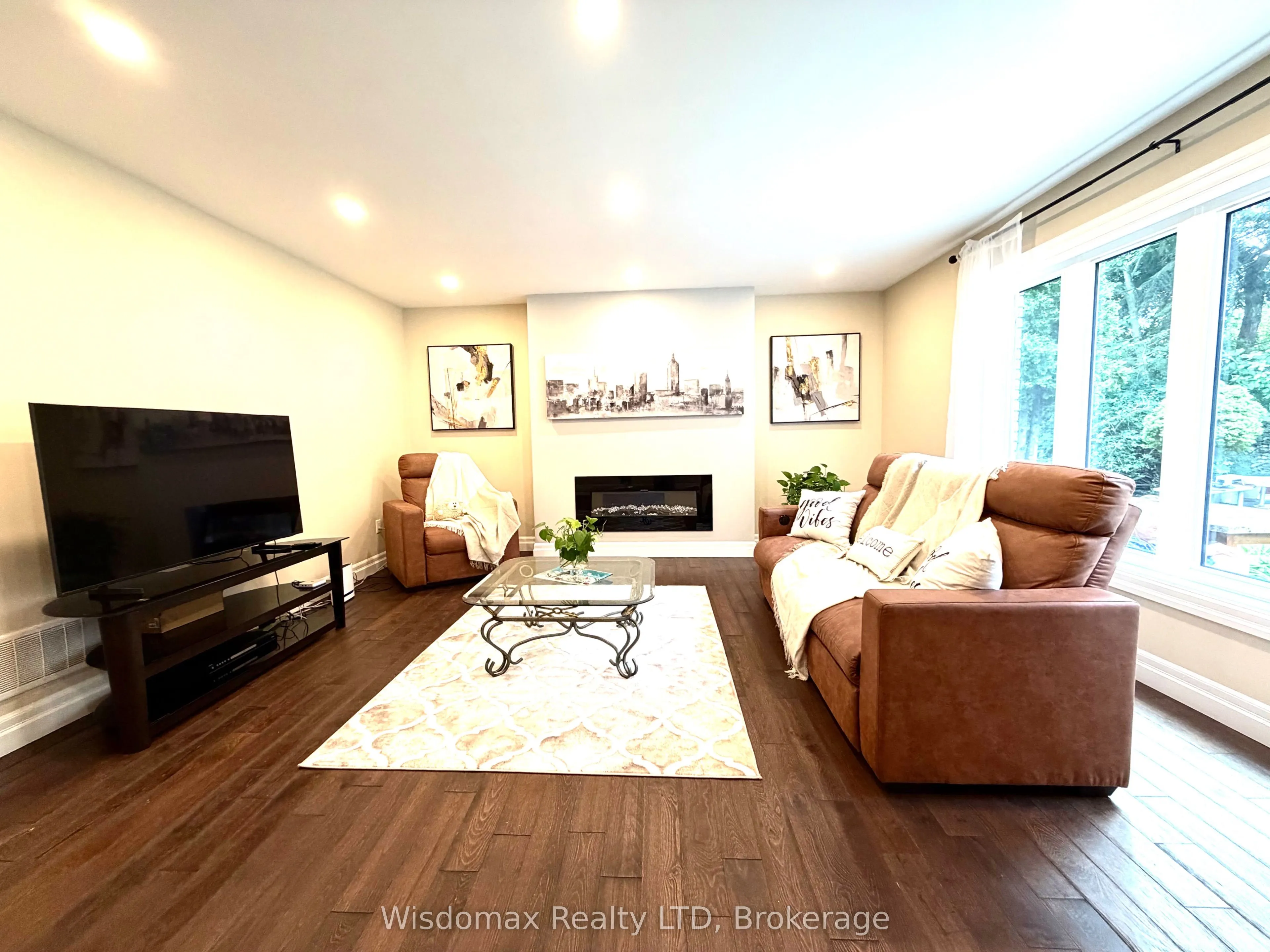 12 Sundrop Court