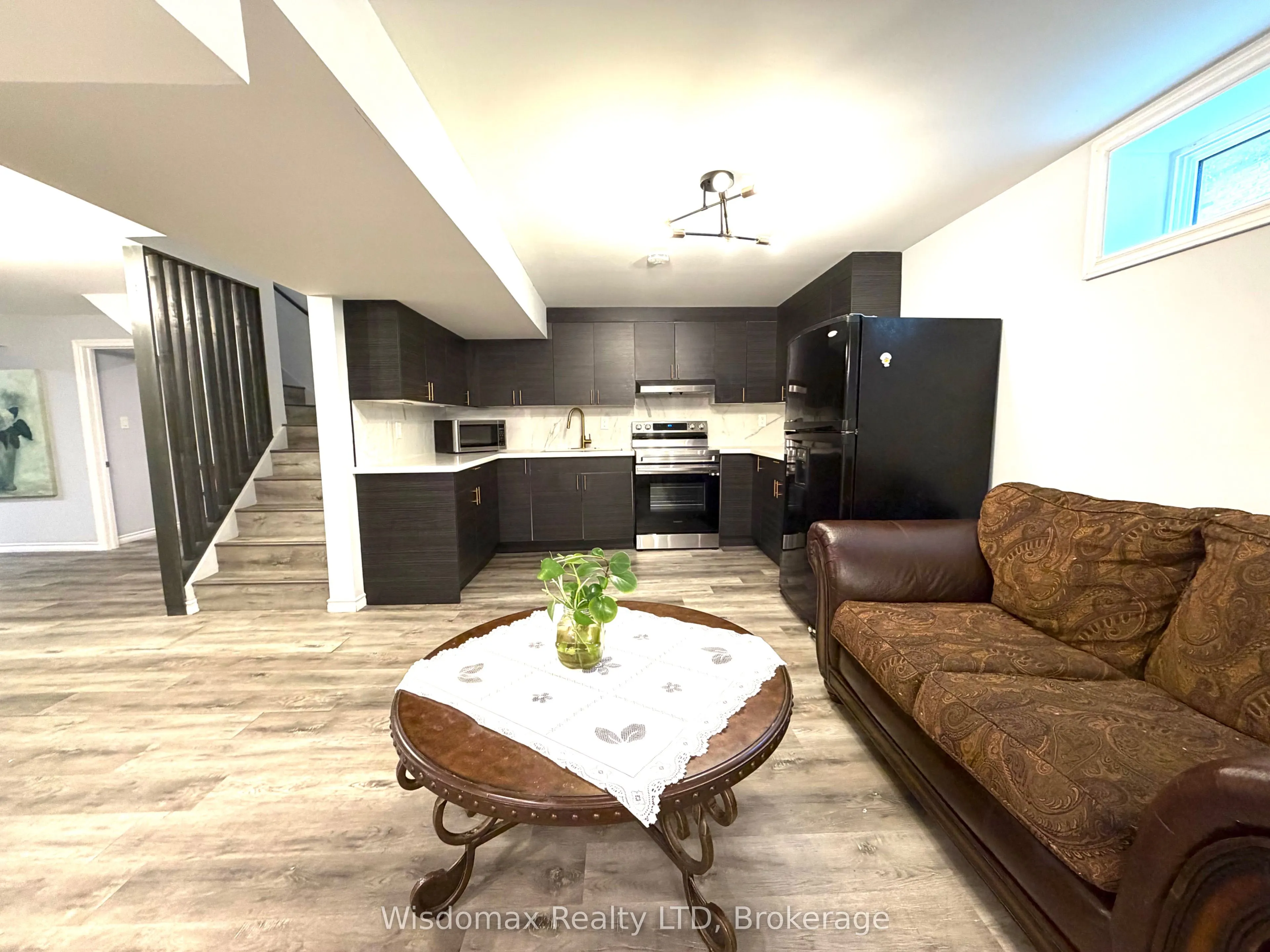 12 Sundrop Court