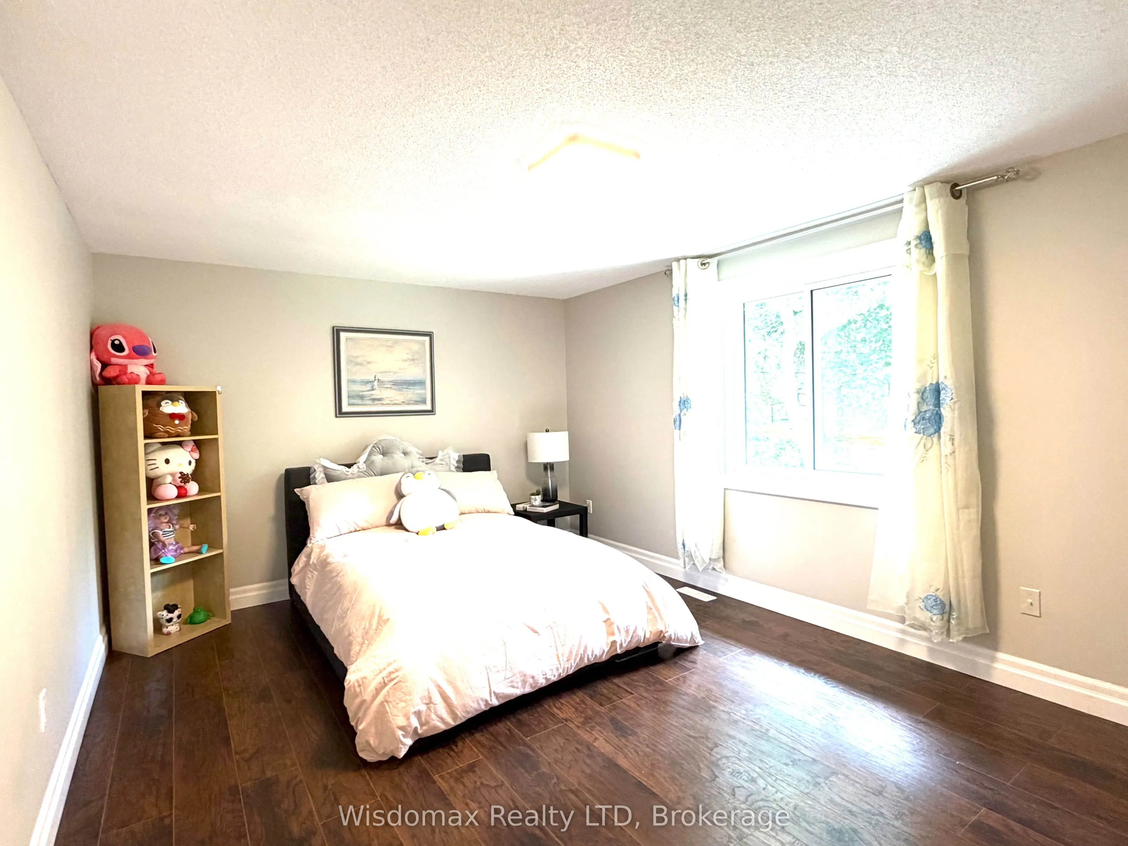 12 Sundrop Court