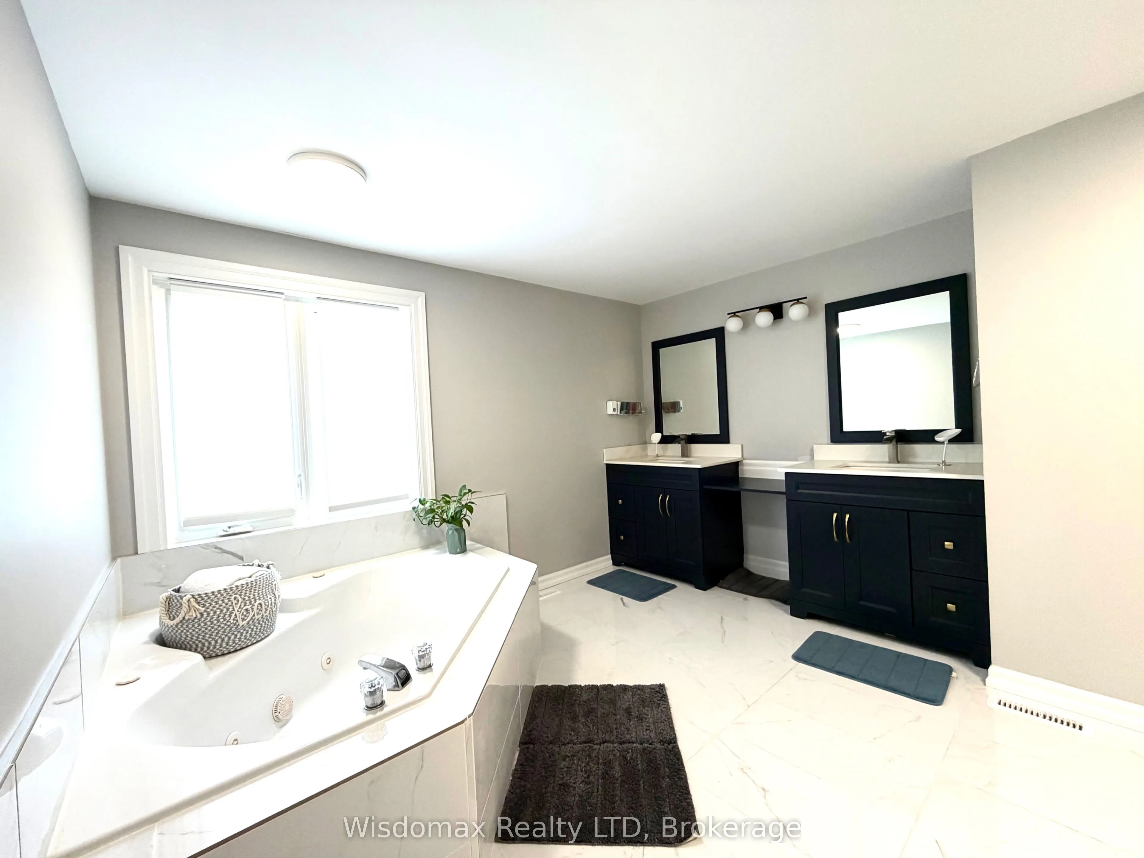 12 Sundrop Court