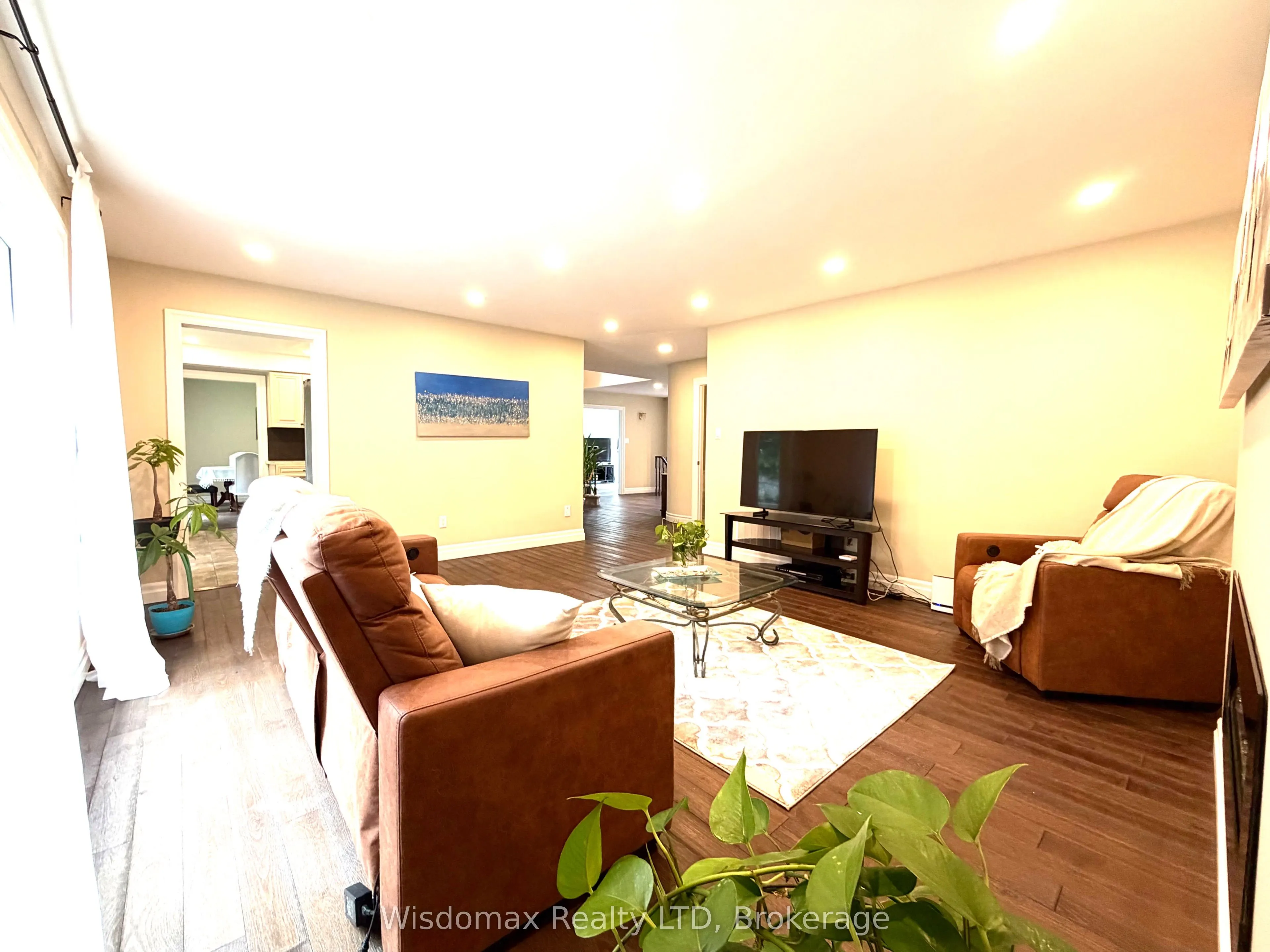 12 Sundrop Court