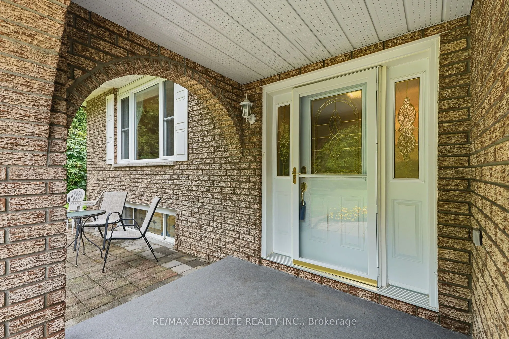 1000 Milburn Crescent