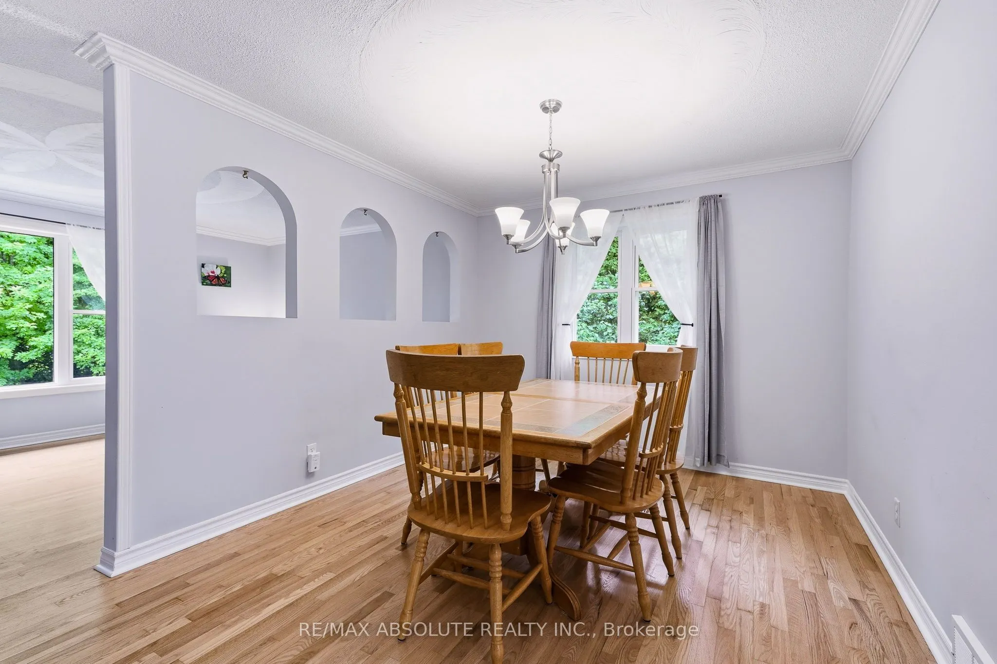 1000 Milburn Crescent