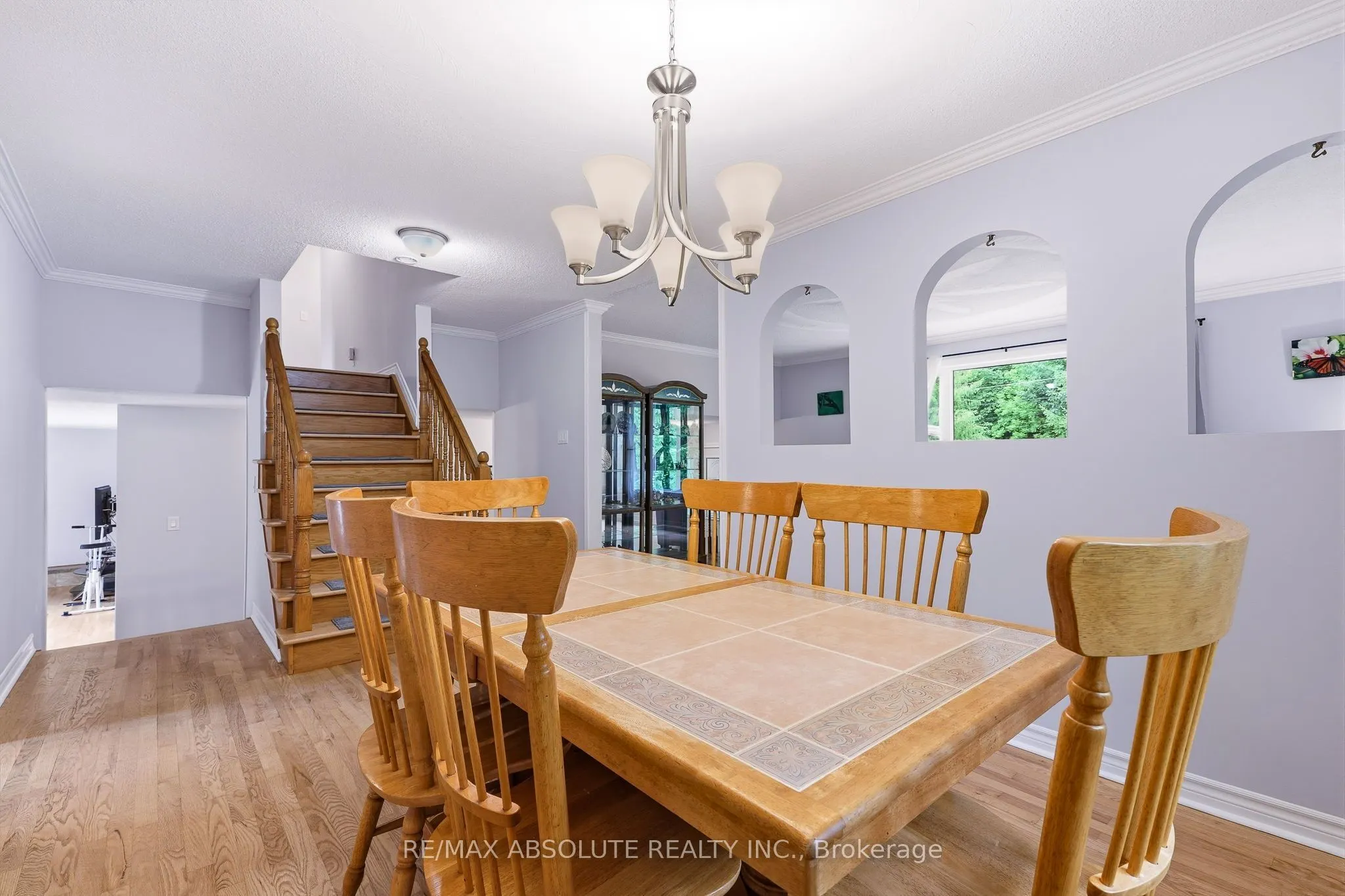 1000 Milburn Crescent