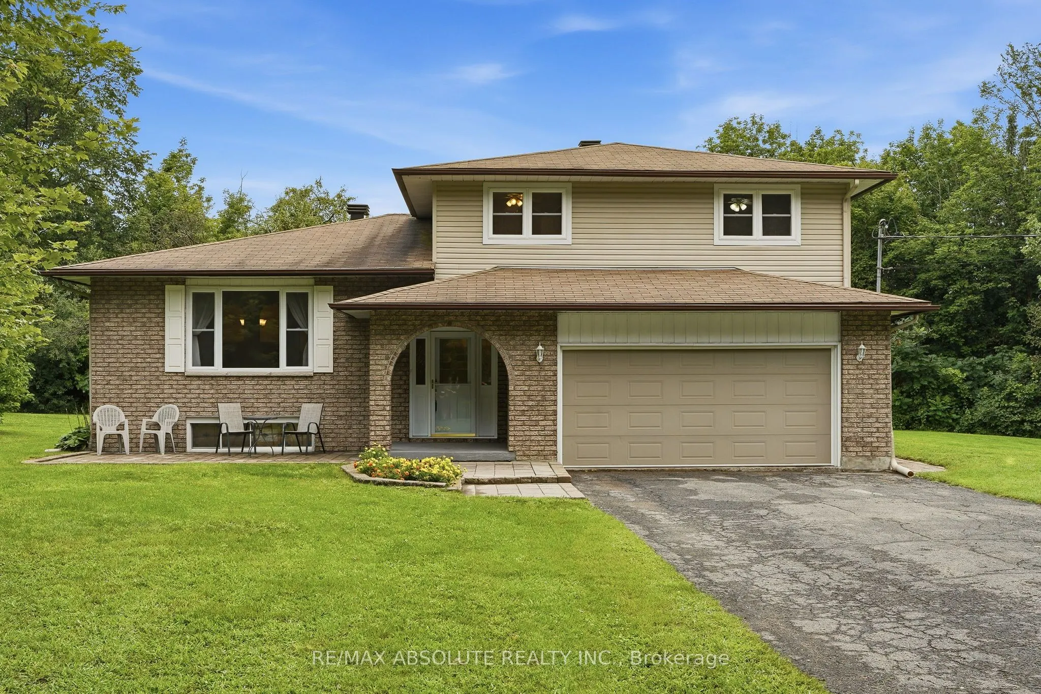 1000 Milburn Crescent