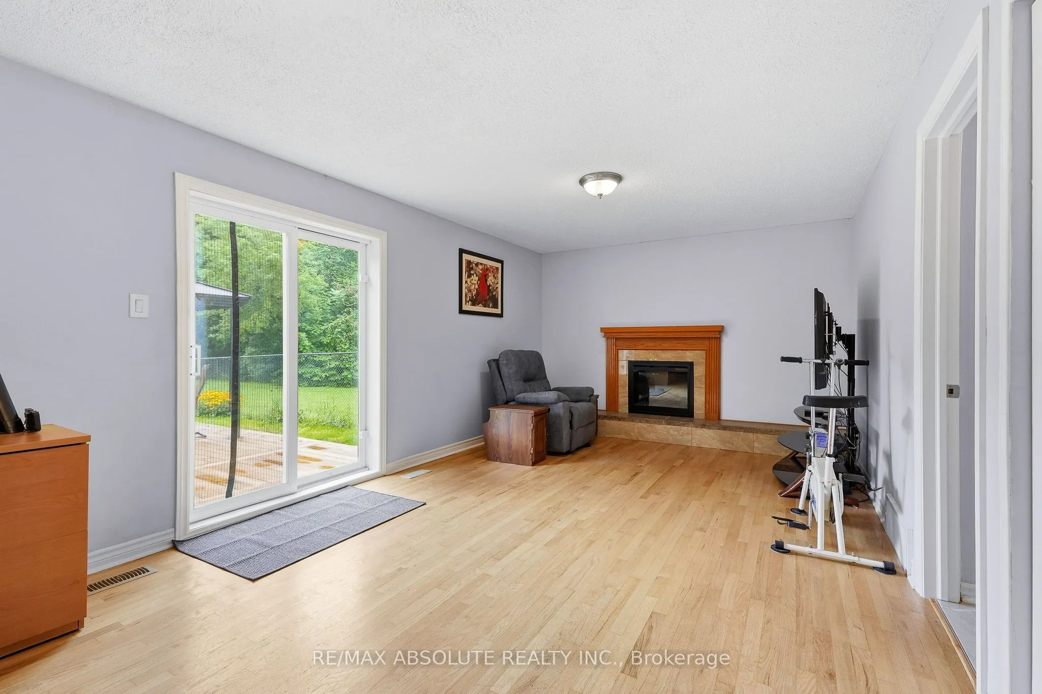 1000 Milburn Crescent