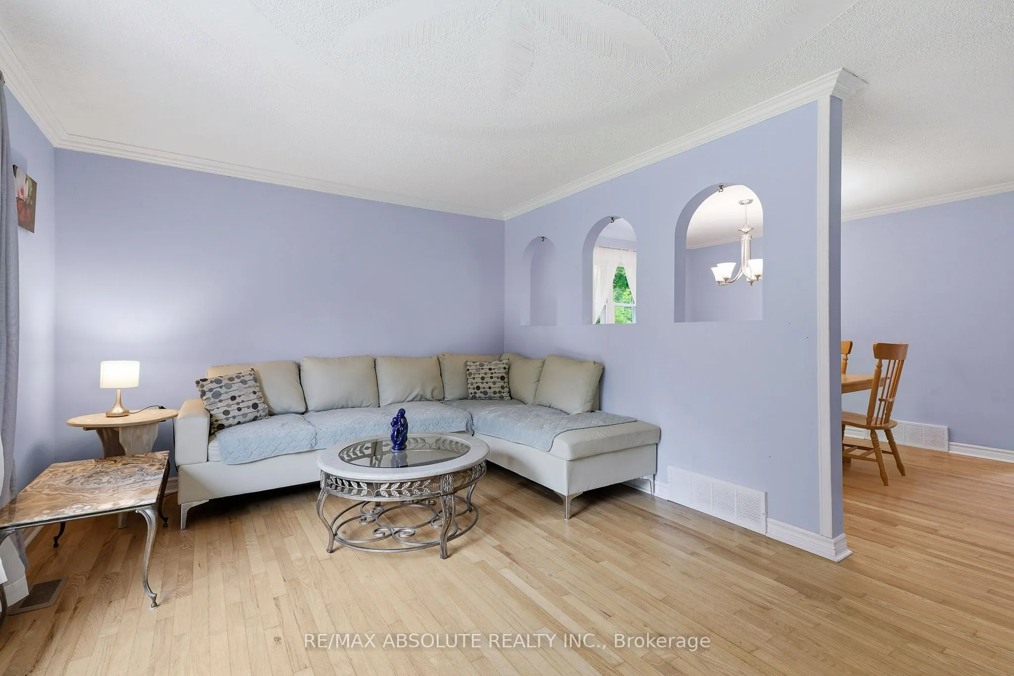 1000 Milburn Crescent