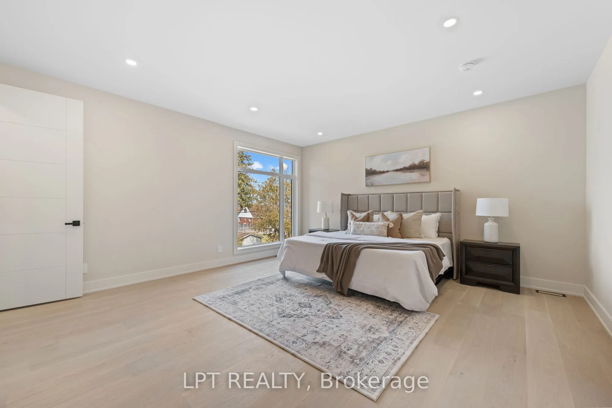 15 Briggs Avenue