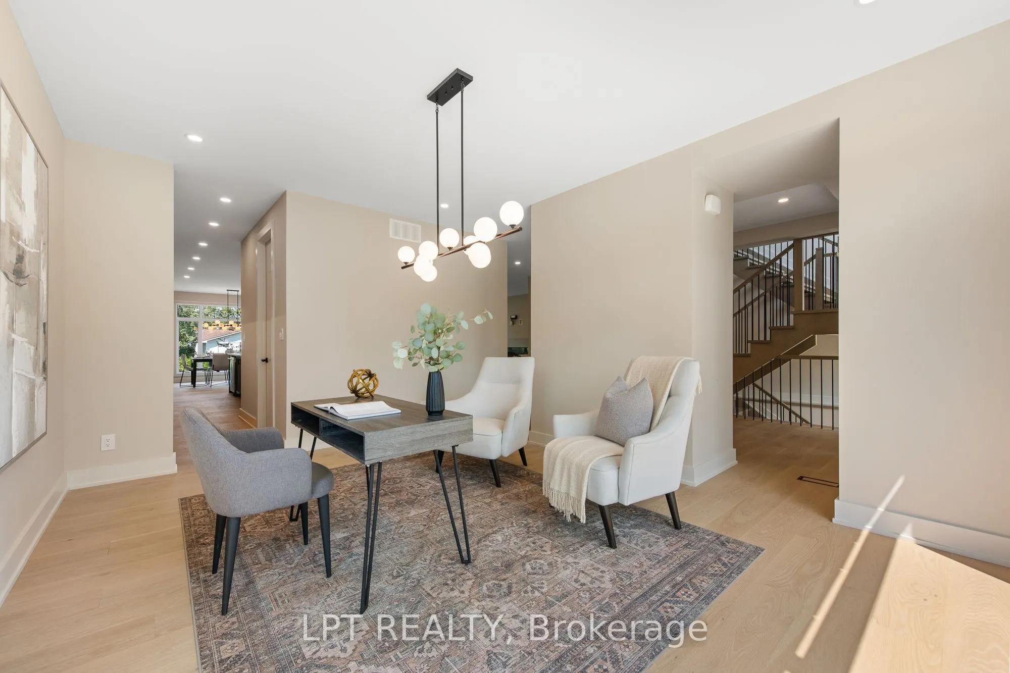 15 Briggs Avenue