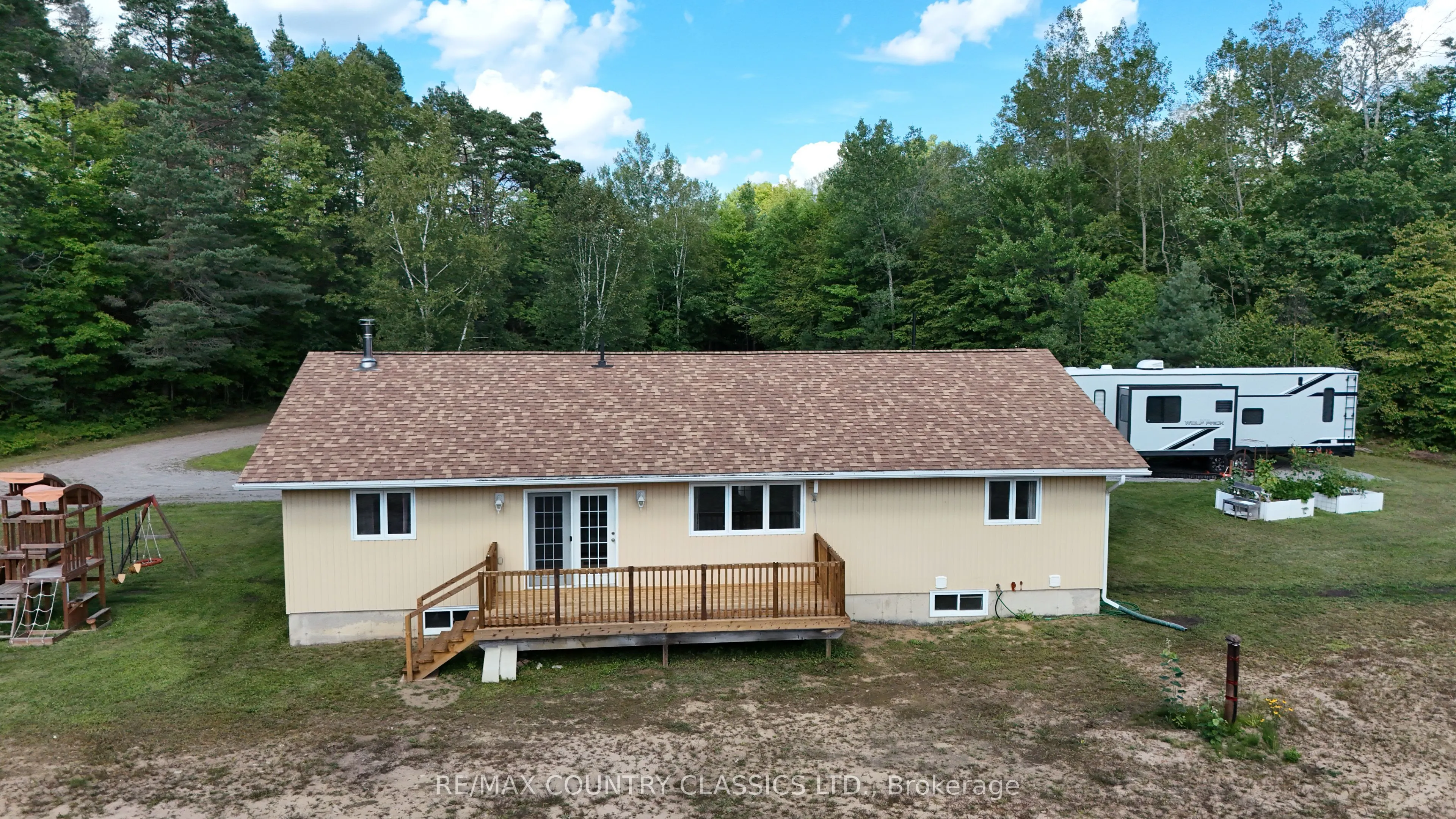 3952 Loop Road