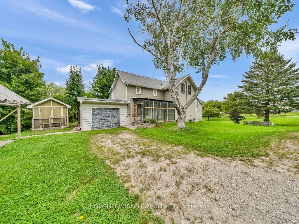 7964 Wellington County  109 Road