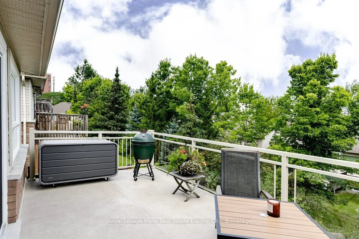919 Wentworth Street #5