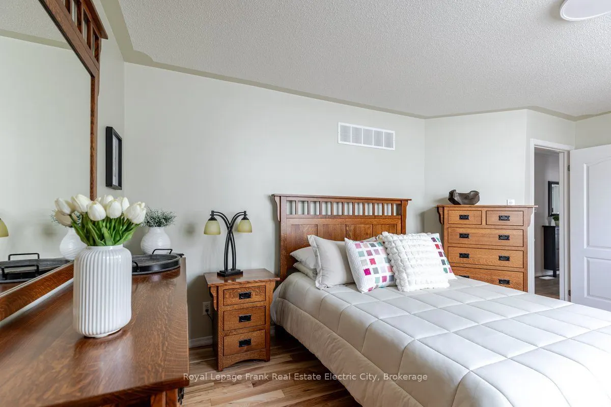 919 Wentworth Street #5