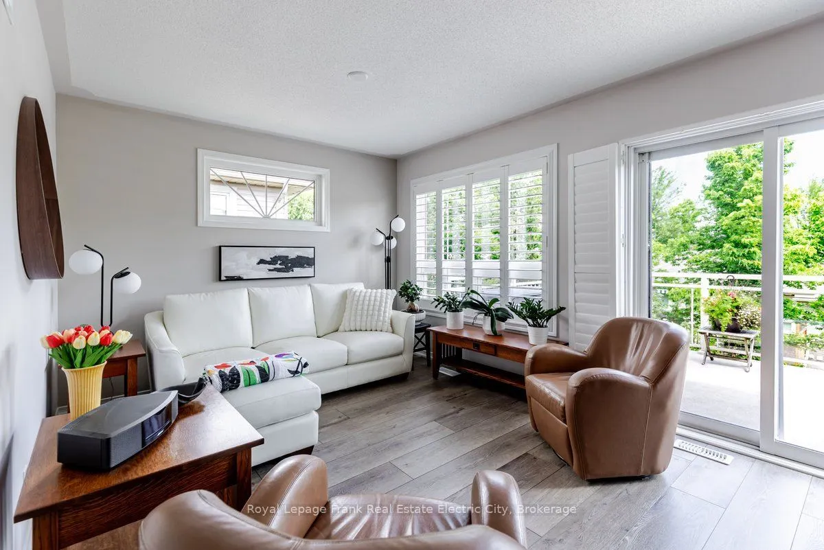 919 Wentworth Street #5