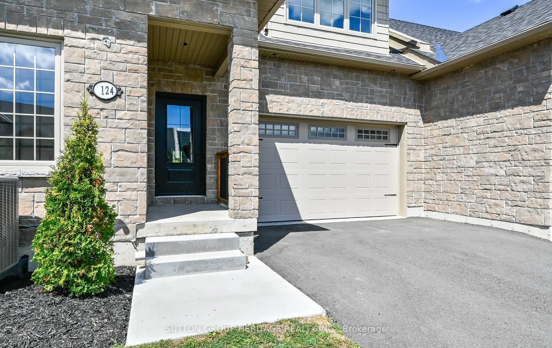 124 Orchard Way
