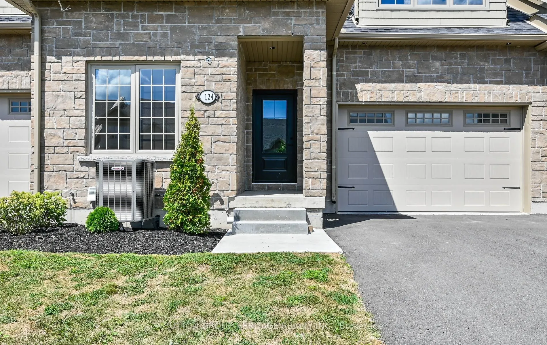 124 Orchard Way