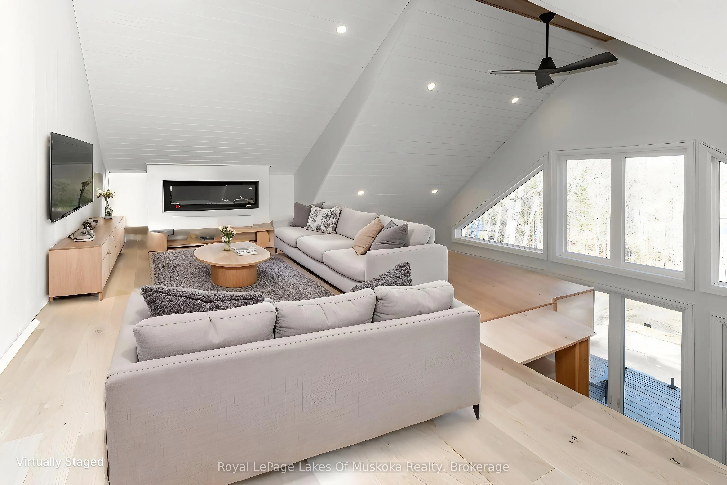 1361 Rosseau Lake 2 Road
