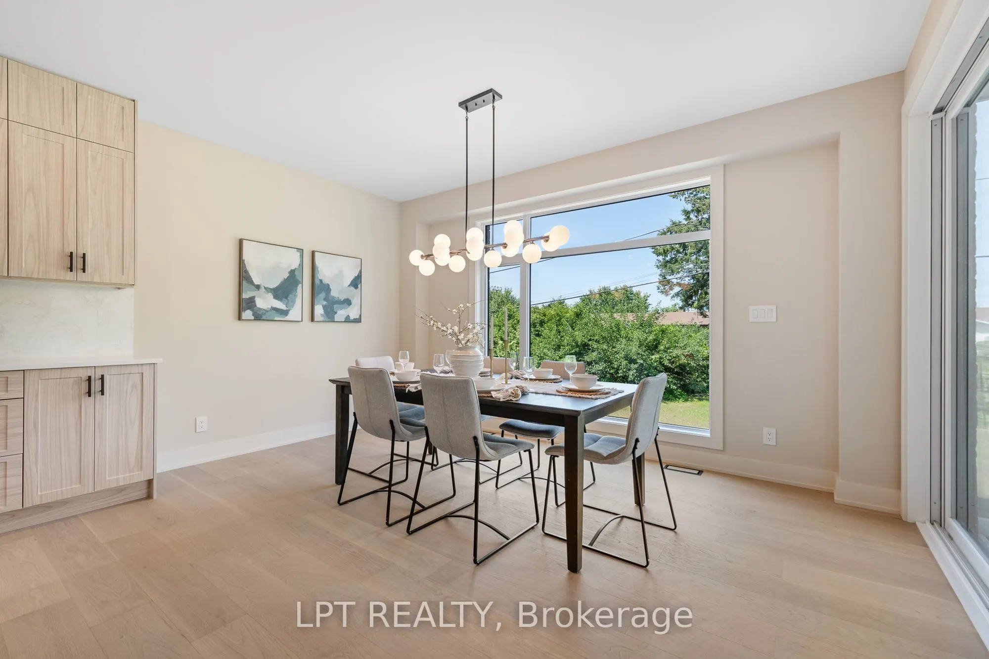 15 Briggs Avenue