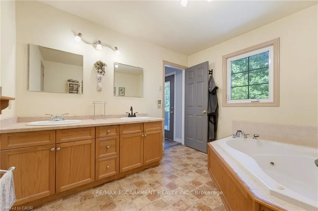 1045 Concession 6 Road