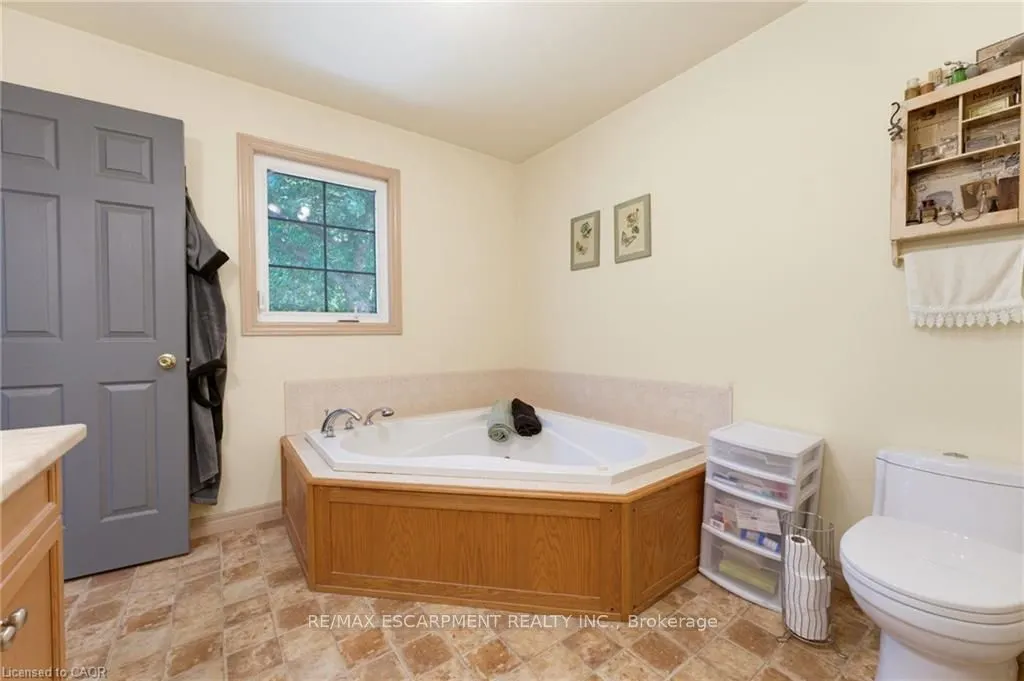 1045 Concession 6 Road